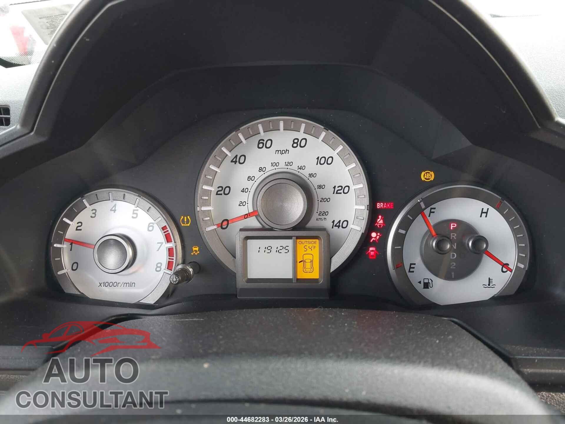 HONDA PILOT 2015 - 5FNYF4H56FB002516