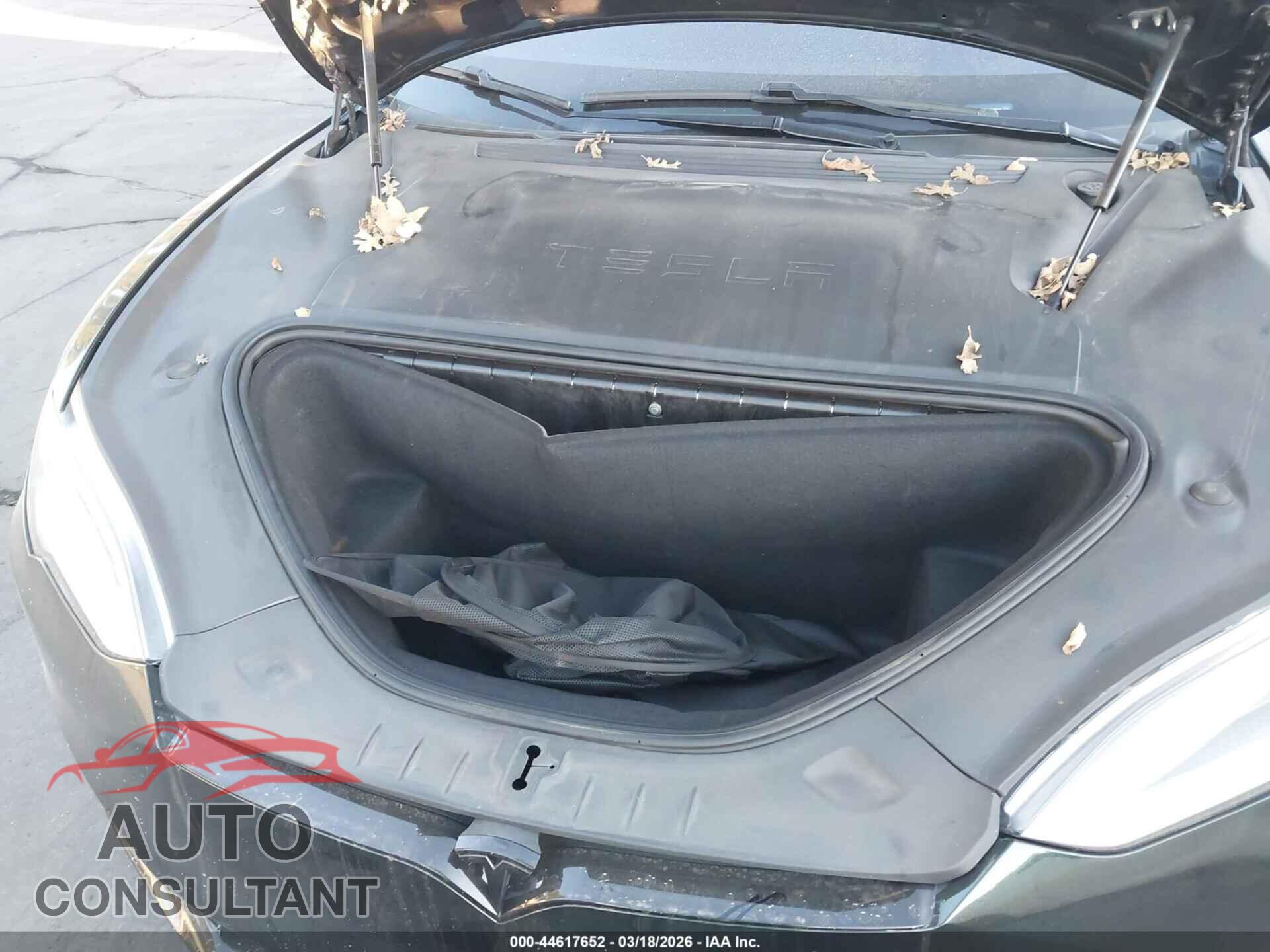 TESLA MODEL S 2020 - 5YJSA1E29LF396845