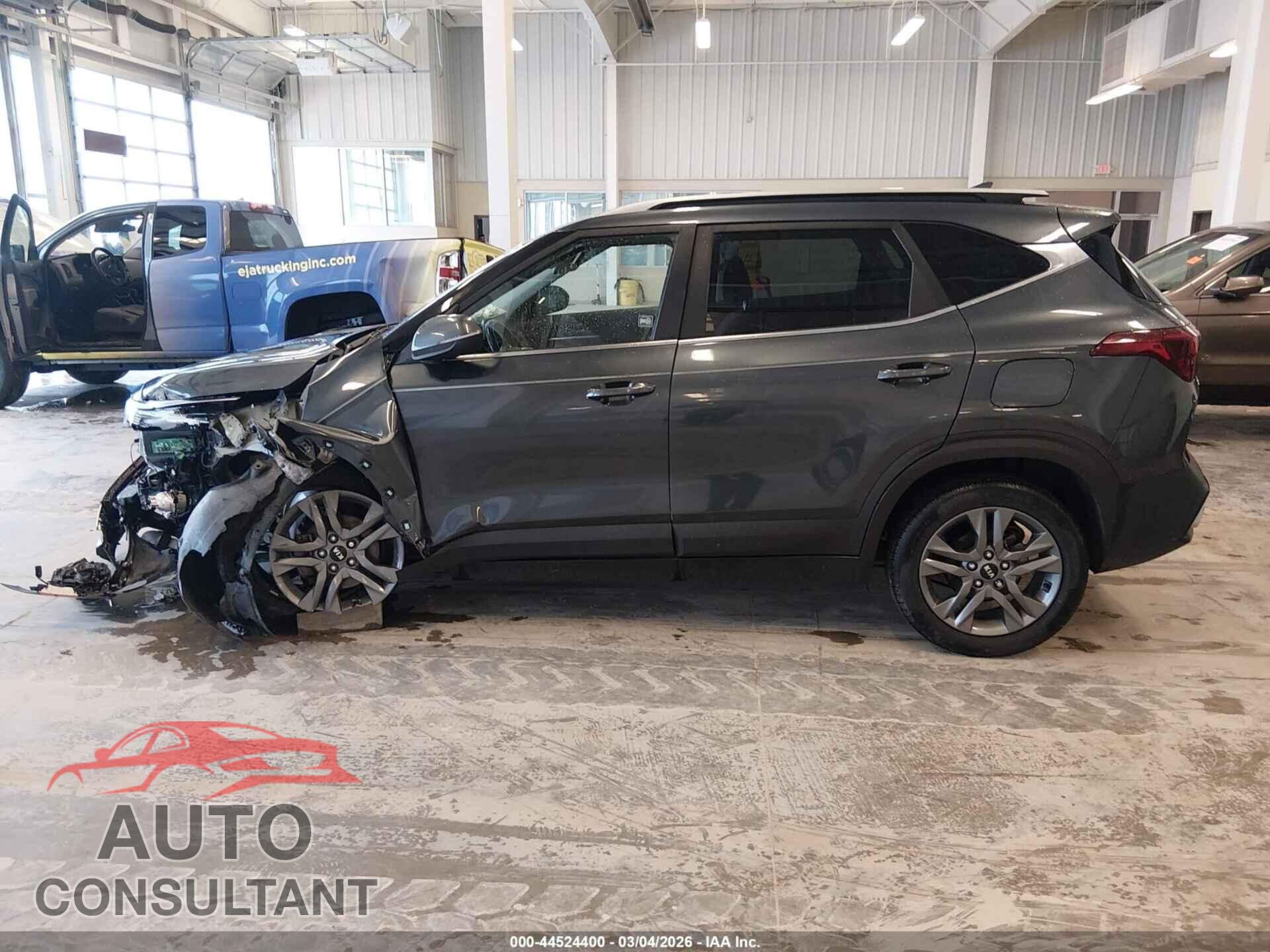KIA SELTOS 2021 - KNDEU2AA2M7143154