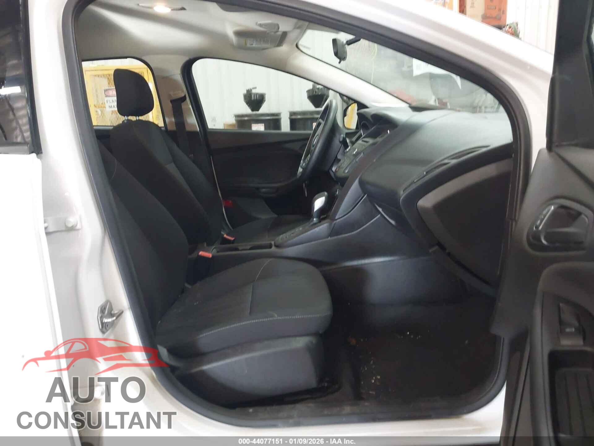 FORD FOCUS 2016 - 1FADP3E2XGL202559
