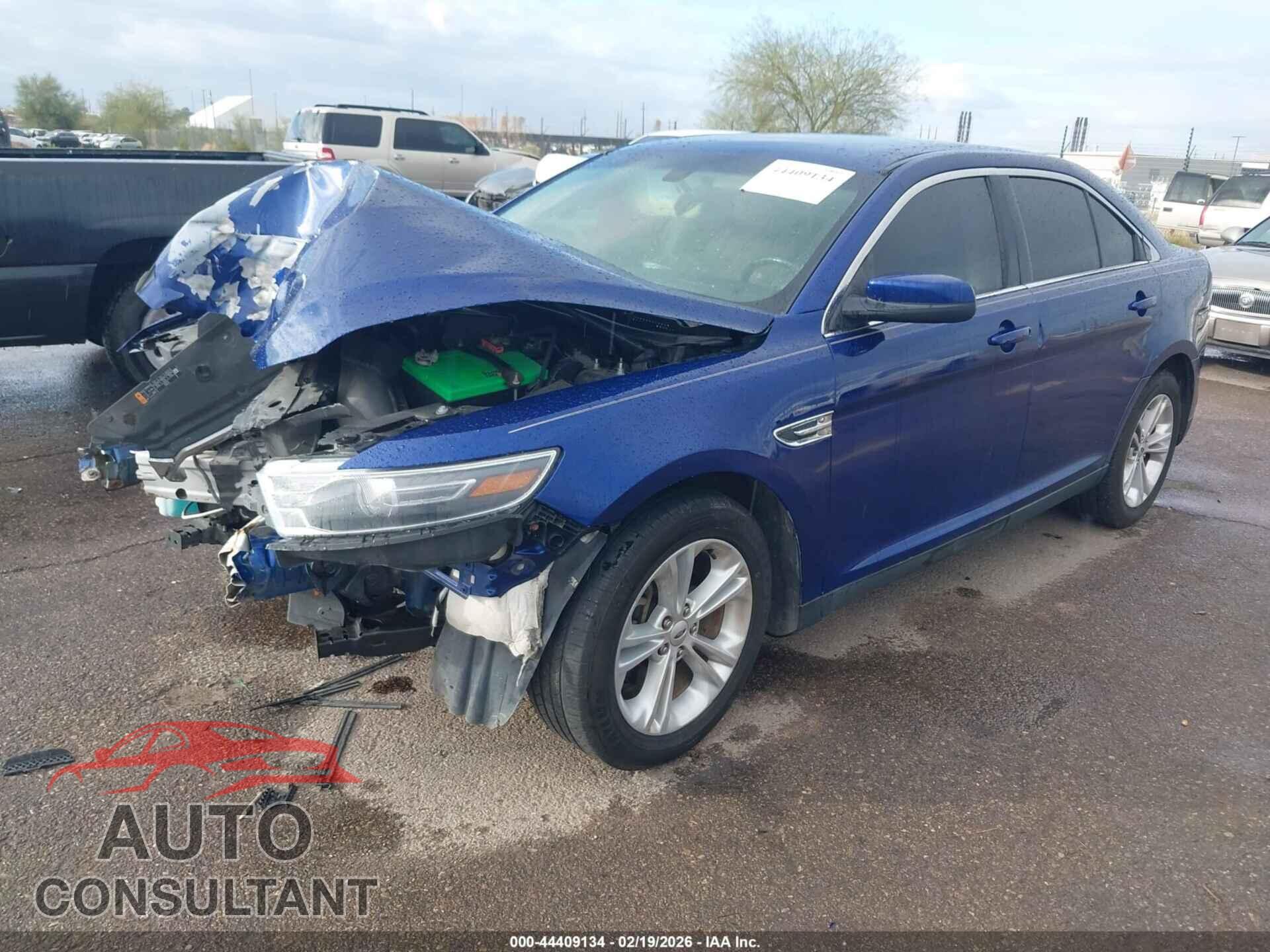 FORD TAURUS 2015 - 1FAHP2E82FG102169