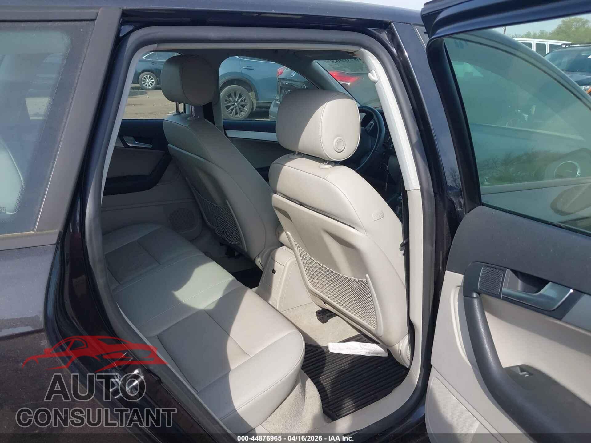 AUDI A3 2011 - WAUMFAFM7BA090399