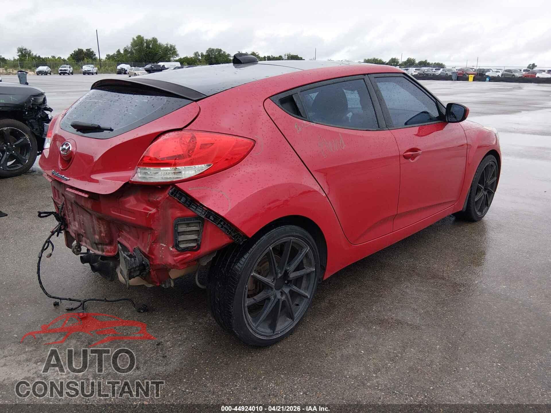 HYUNDAI VELOSTER 2012 - KMHTC6AD6CU077621