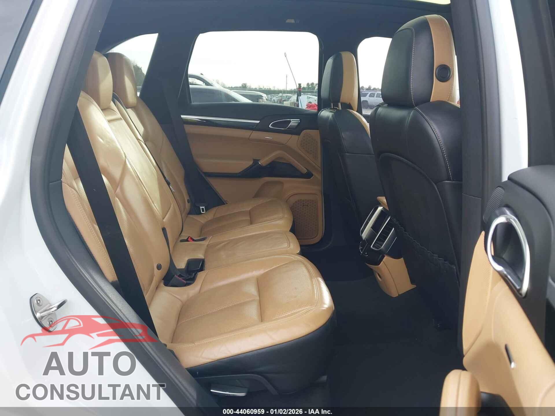 PORSCHE CAYENNE 2017 - WP1AA2A22HKA90909
