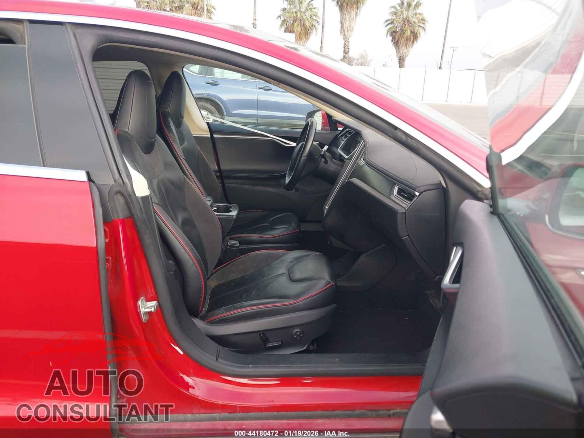 TESLA MODEL S 2014 - 5YJSA1H14EFP38398