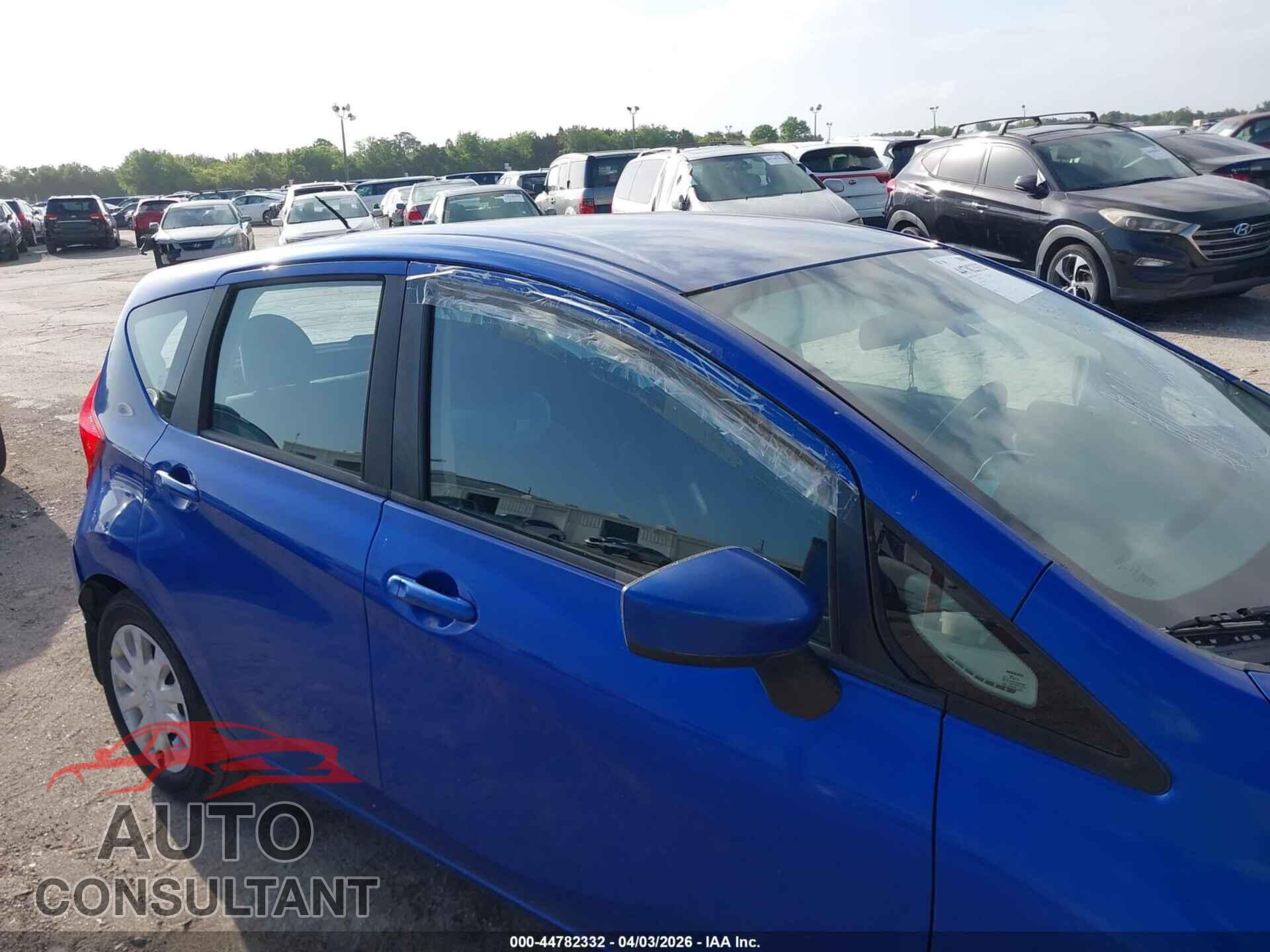 NISSAN VERSA NOTE 2015 - 3N1CE2CPXFL424576