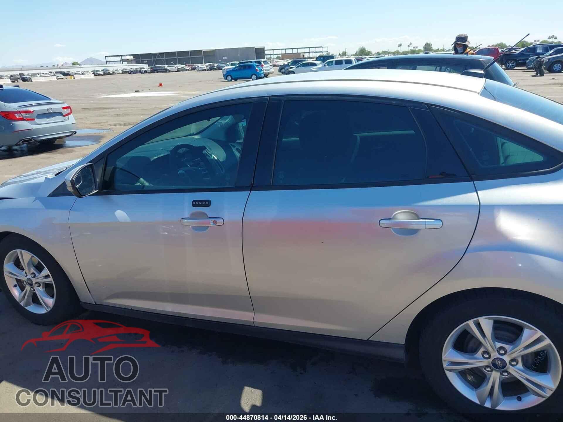 FORD FOCUS 2014 - 1FADP3F24EL219420