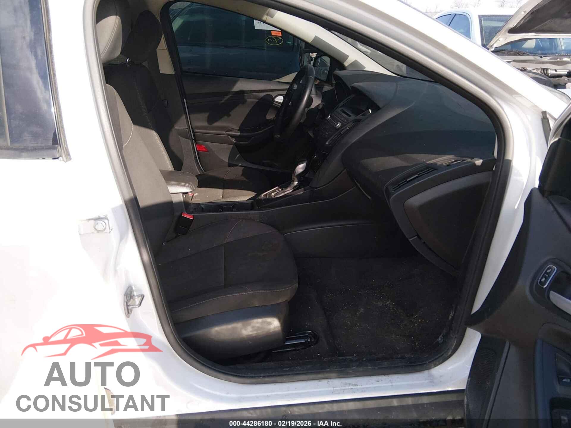 FORD FOCUS 2017 - 1FADP3F2XHL218888