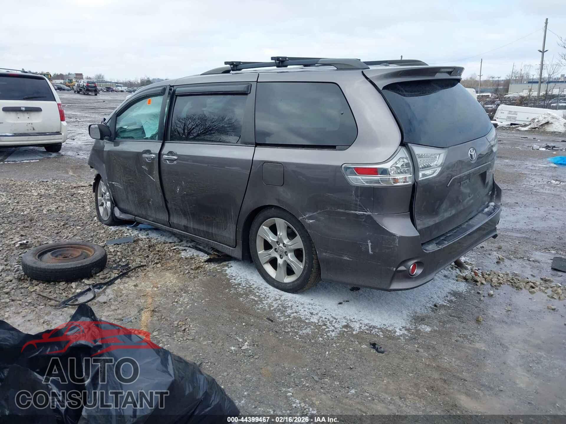 TOYOTA SIENNA 2013 - 5TDXK3DC8DS399192