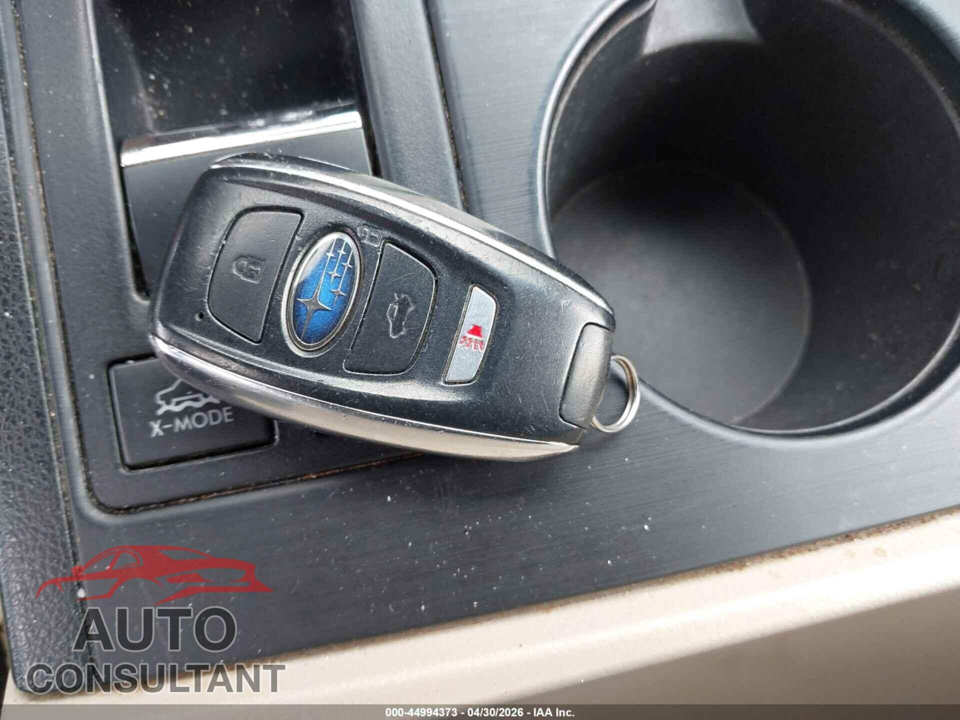 SUBARU OUTBACK 2015 - 4S4BSBLC8F3205217