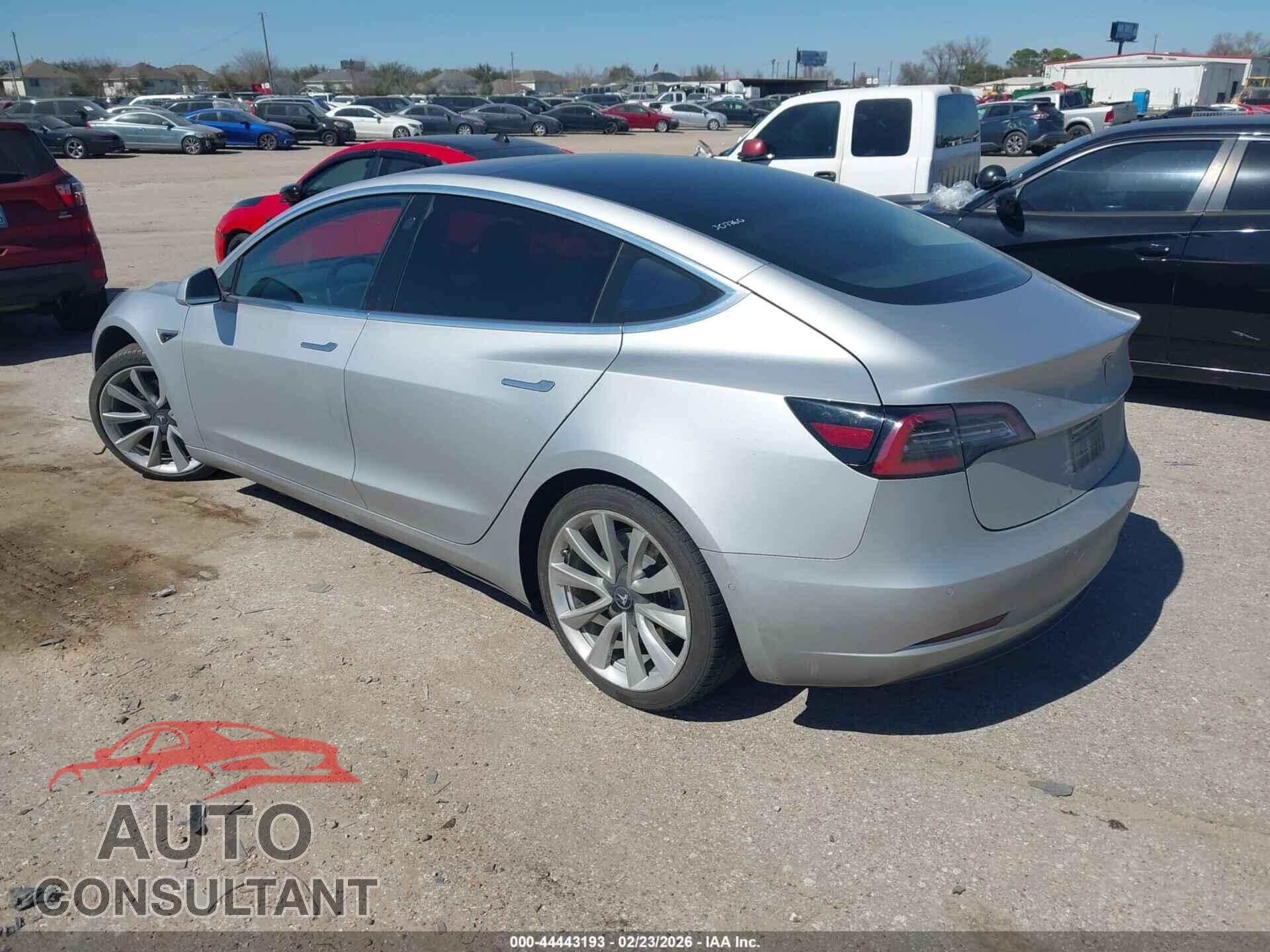 TESLA MODEL 3 2018 - 5YJ3E1EA2JF009694