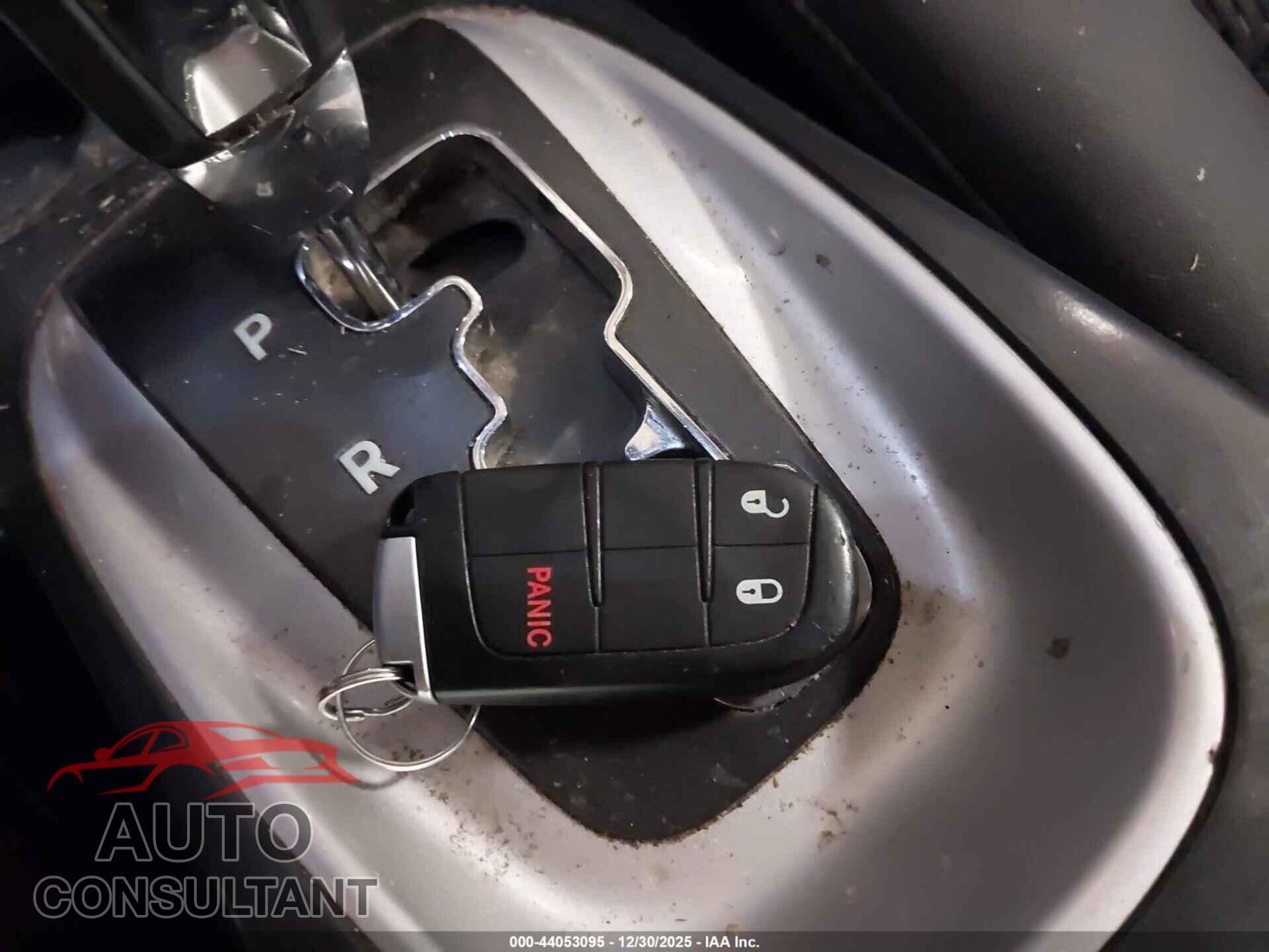 DODGE JOURNEY 2017 - 3C4PDCGB9HT524807