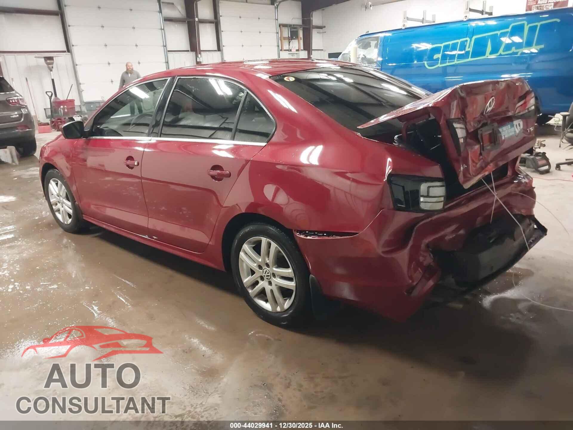 VOLKSWAGEN JETTA 2017 - 3VW2B7AJ3HM377852