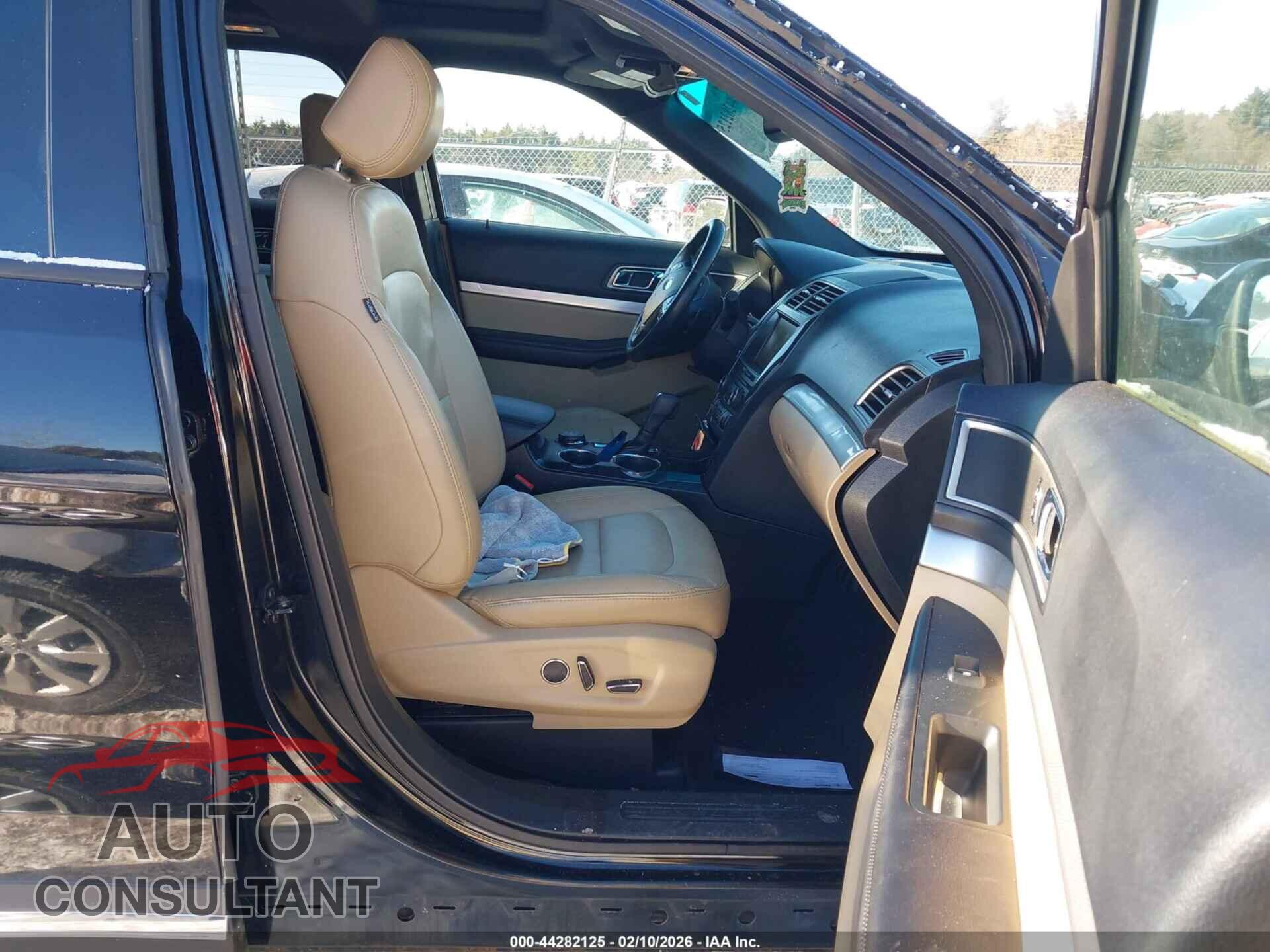 FORD EXPLORER 2016 - 1FM5K8D82GGC00471