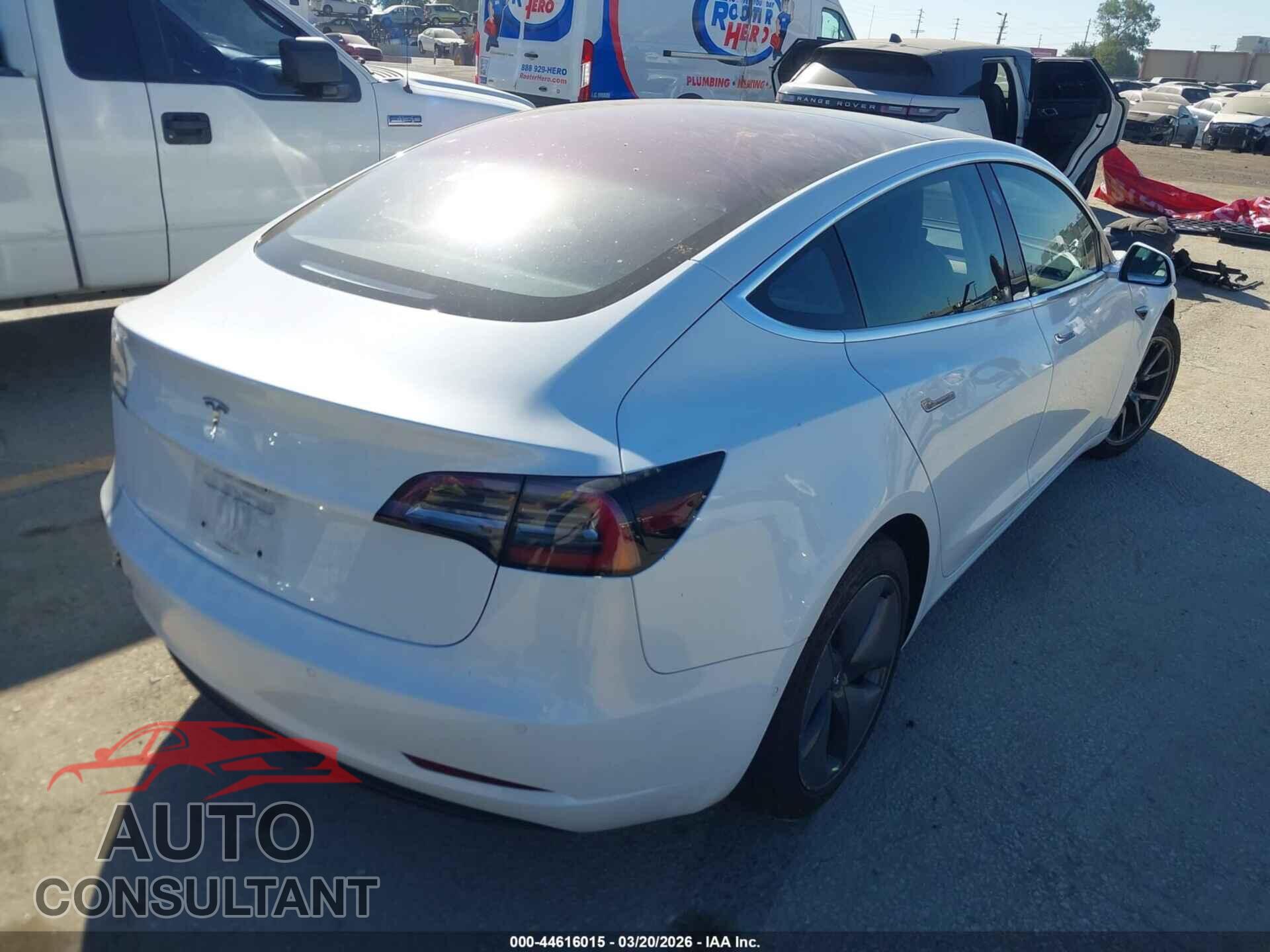 TESLA MODEL 3 2018 - 5YJ3E1EA6JF019659