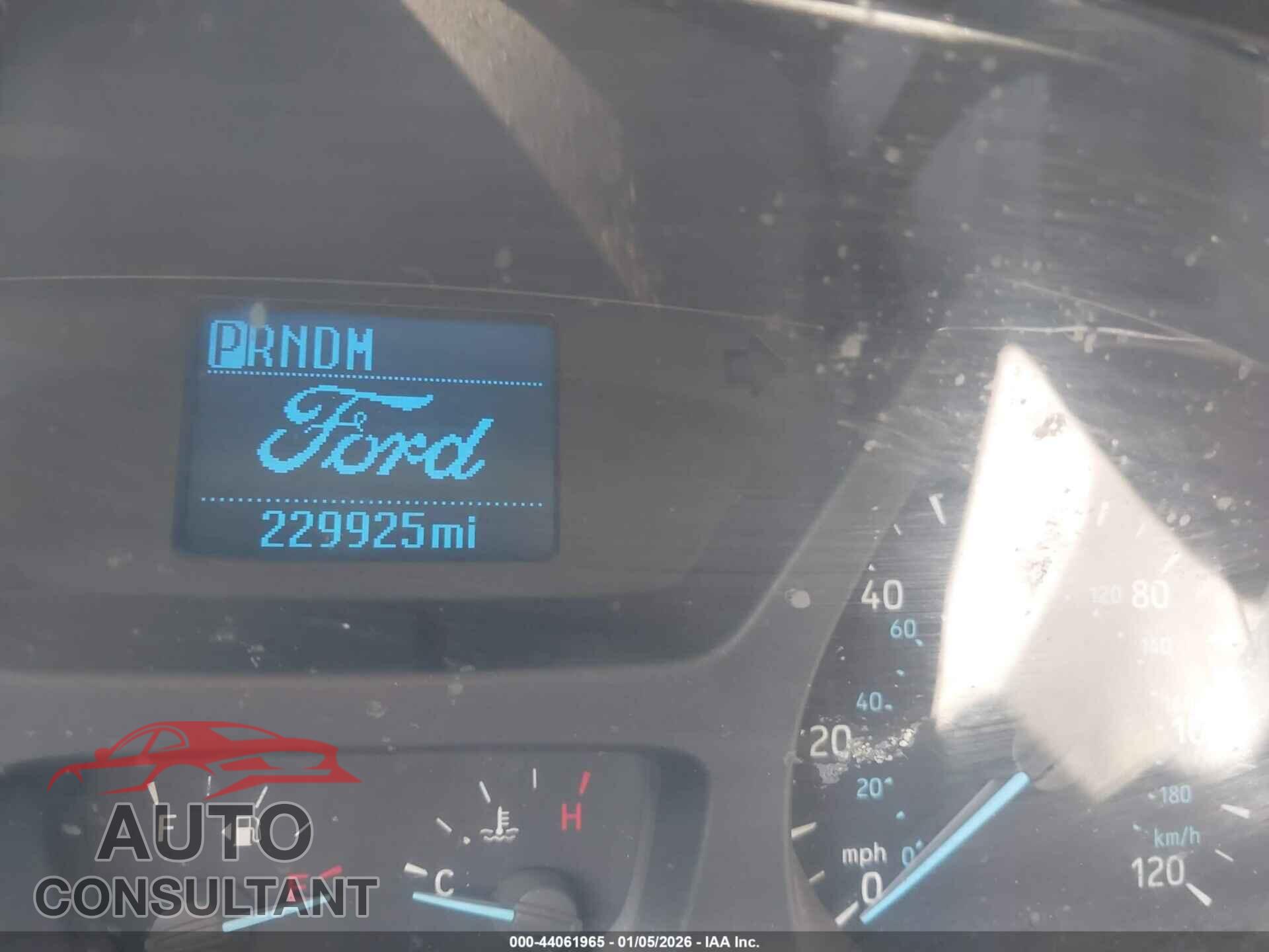FORD TRANSIT-150 2017 - 1FTYE1YM2HKA55468