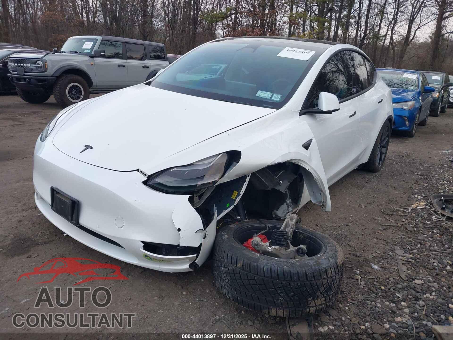 TESLA MODEL Y 2022 - 7SAYGDEF2NF563470