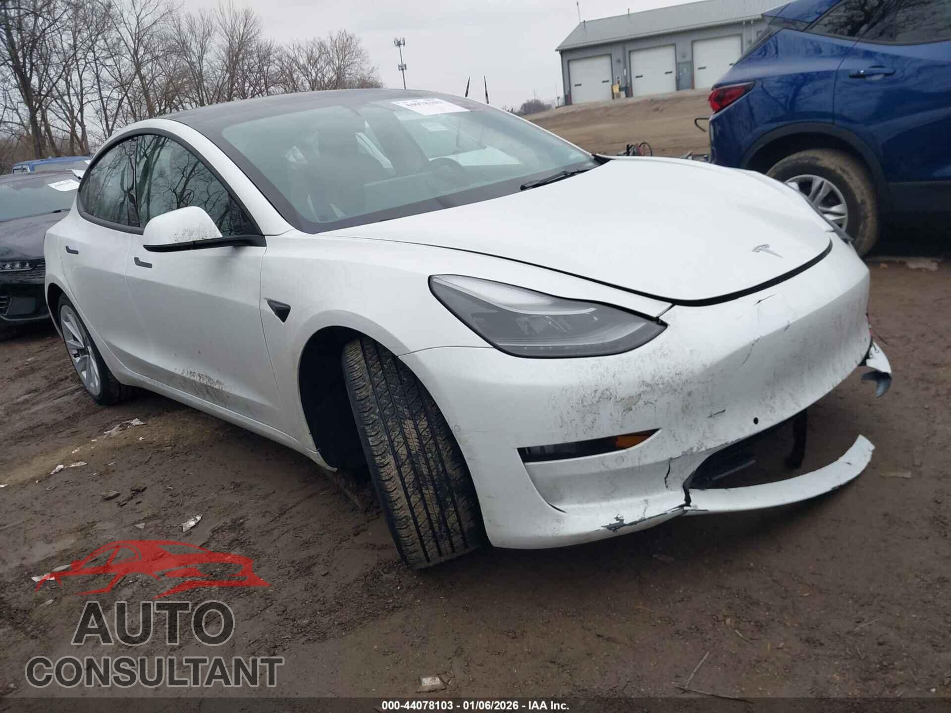 TESLA MODEL 3 2022 - 5YJ3E1EA5NF335835