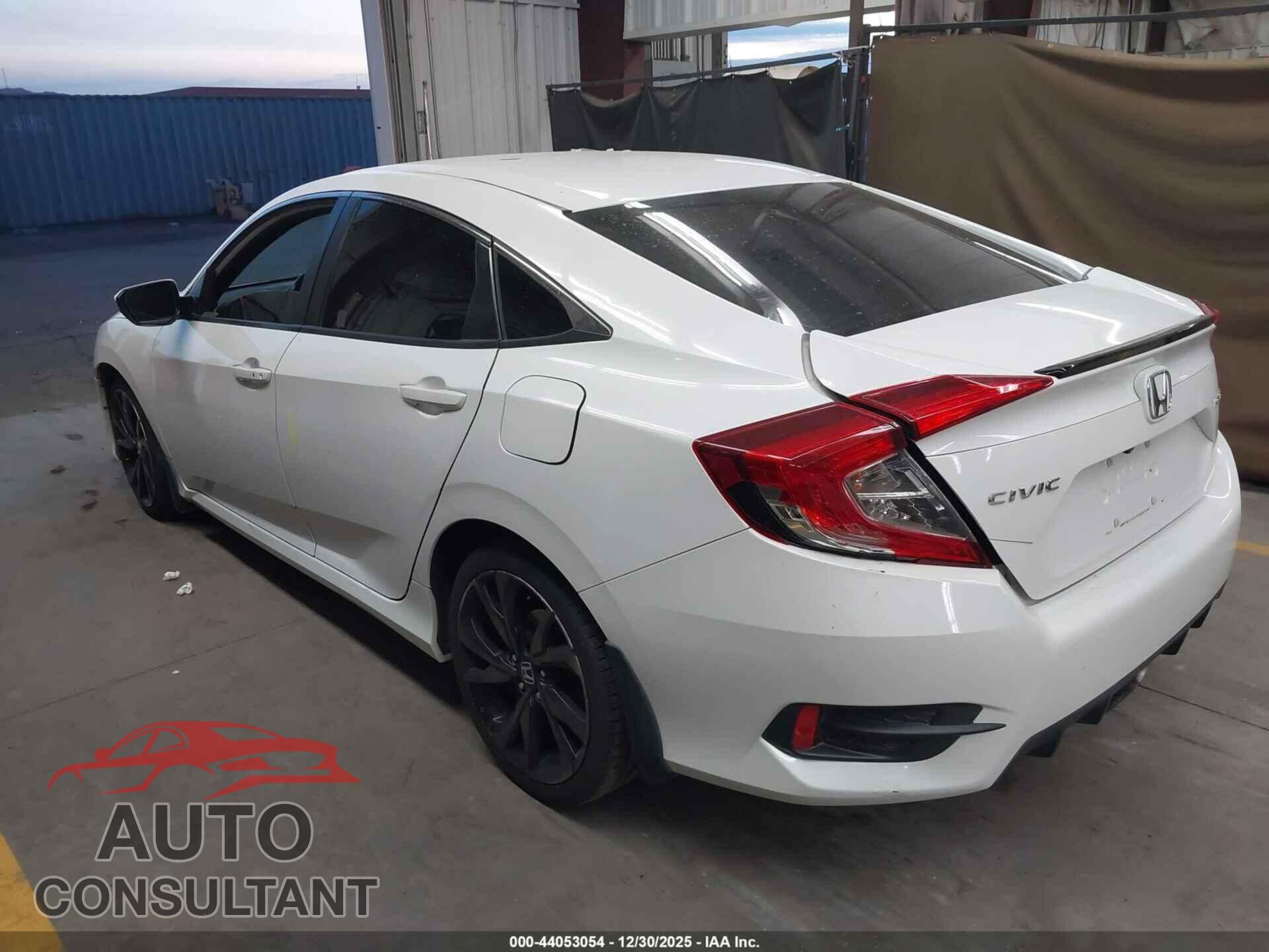 HONDA CIVIC 2019 - 2HGFC2F88KH504354