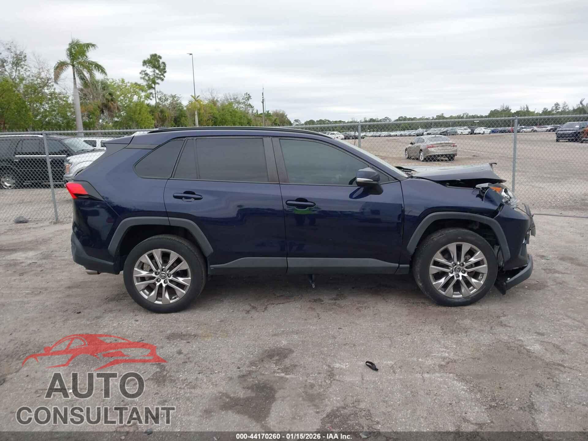 TOYOTA RAV4 2020 - 2T3C1RFV8LC085656