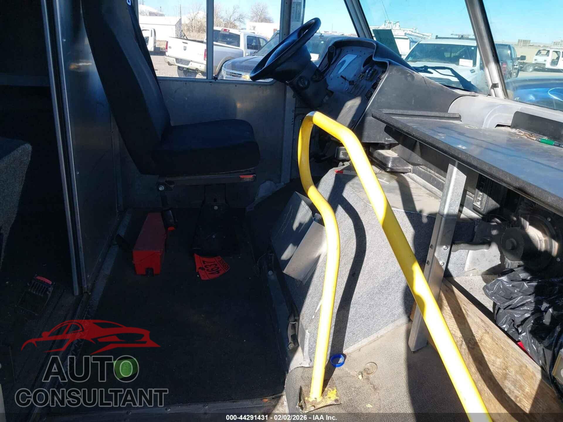 FORD E-450 STRIPPED 2015 - 1FC3E4KL3FDA15588