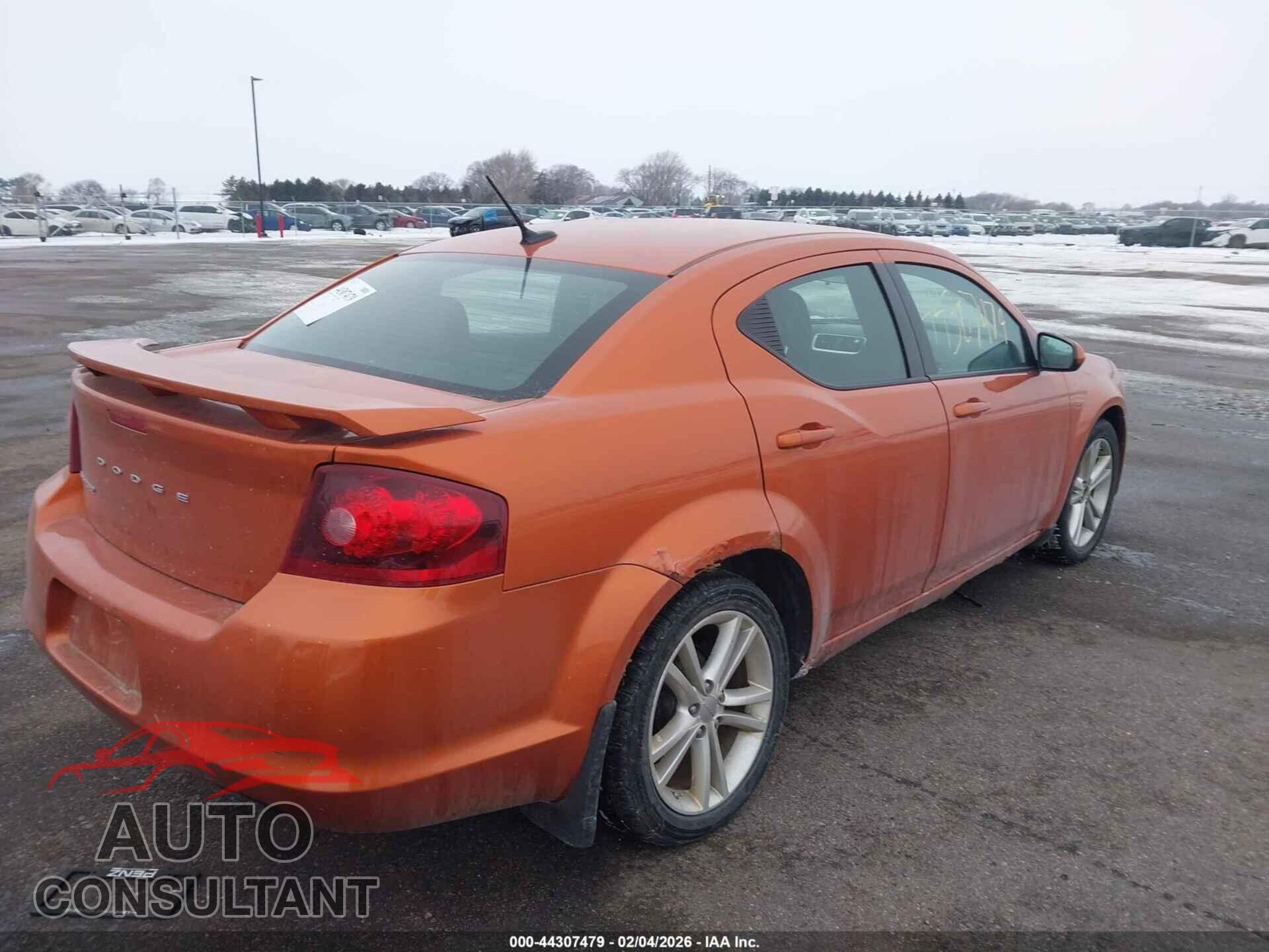 DODGE AVENGER 2011 - 1B3BD1FG2BN605412