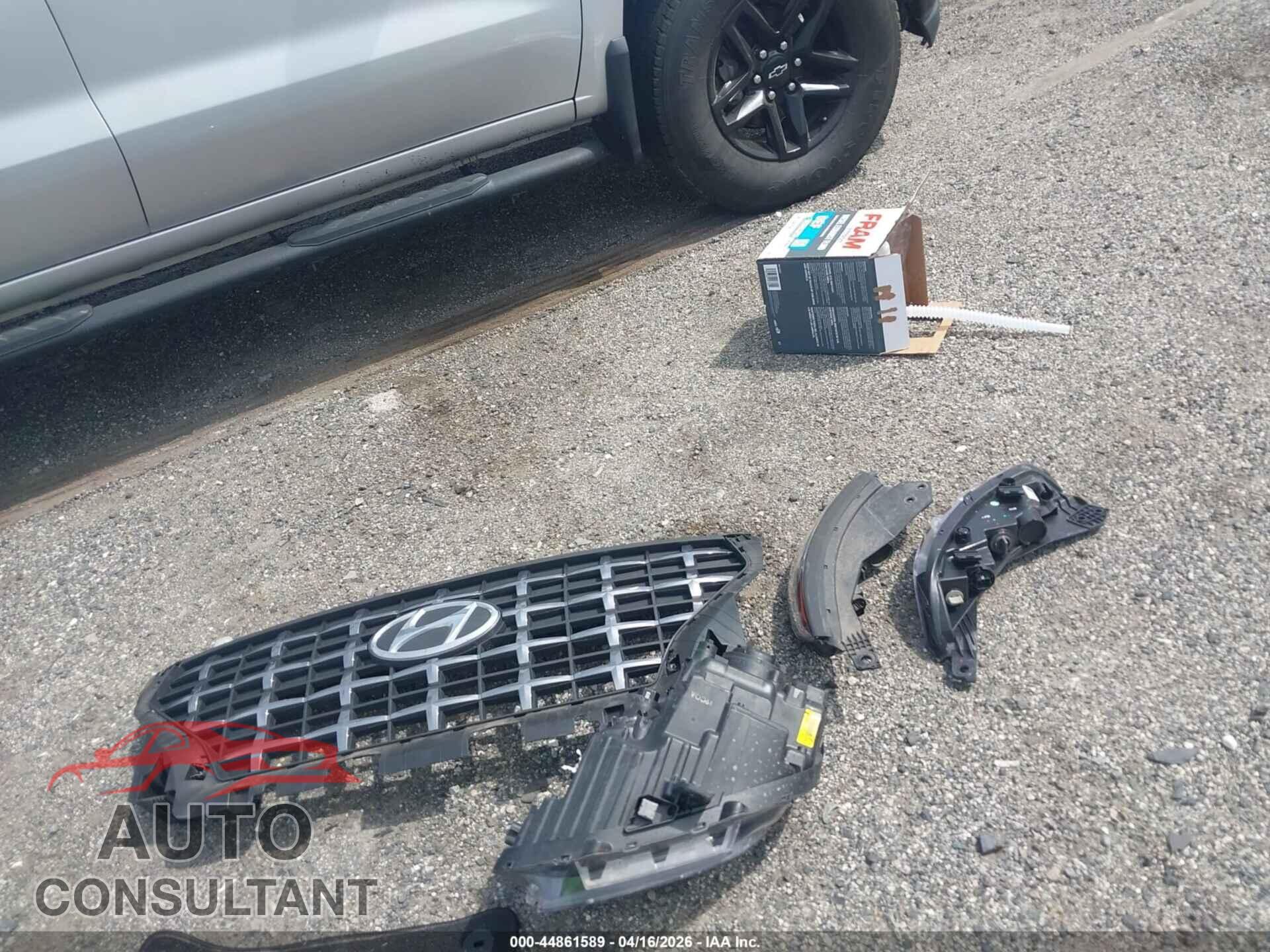 HYUNDAI VENUE 2020 - KMHRC8A38LU039367