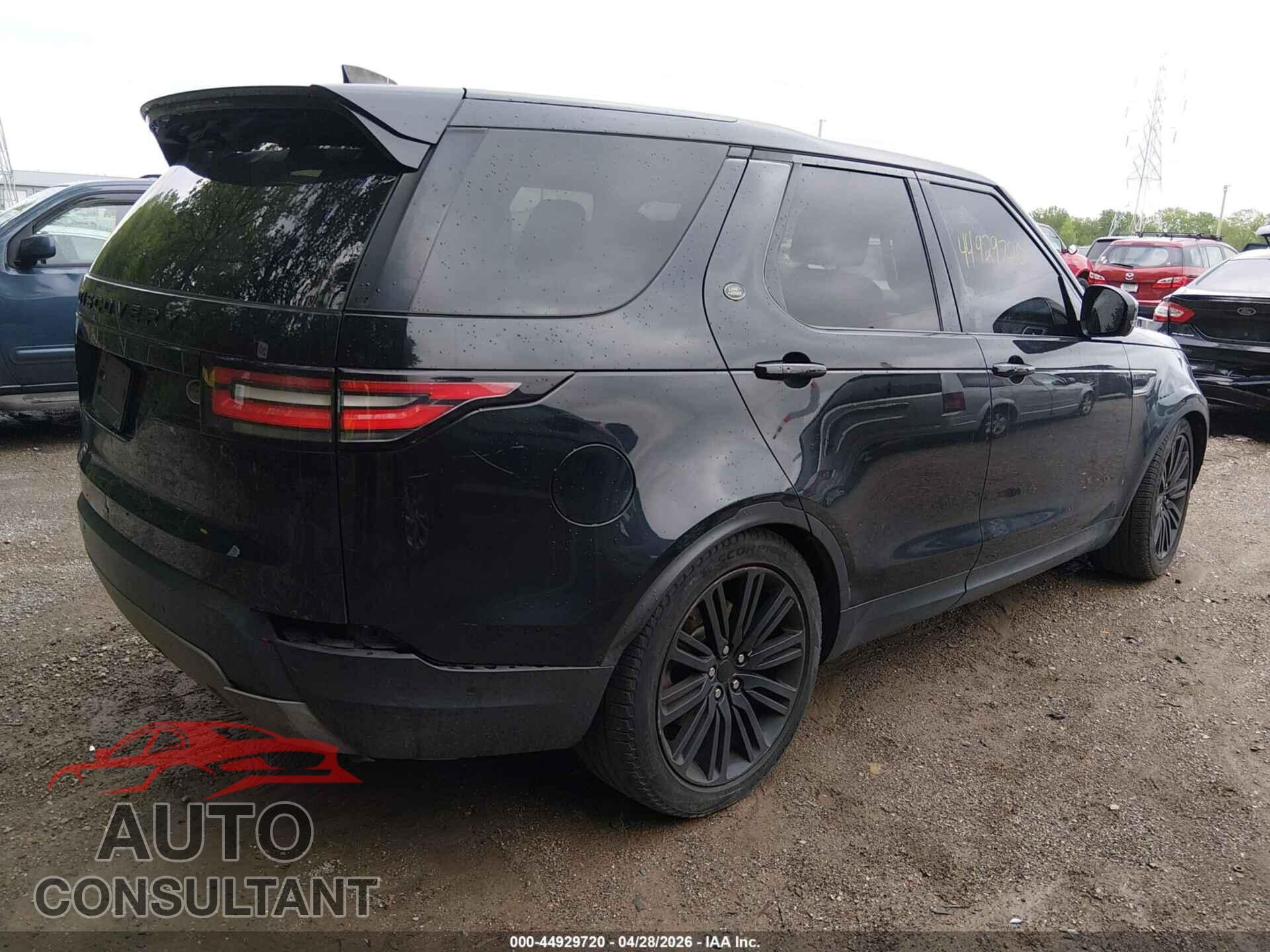 LAND ROVER DISCOVERY 2017 - SALRTBBV7HA017489