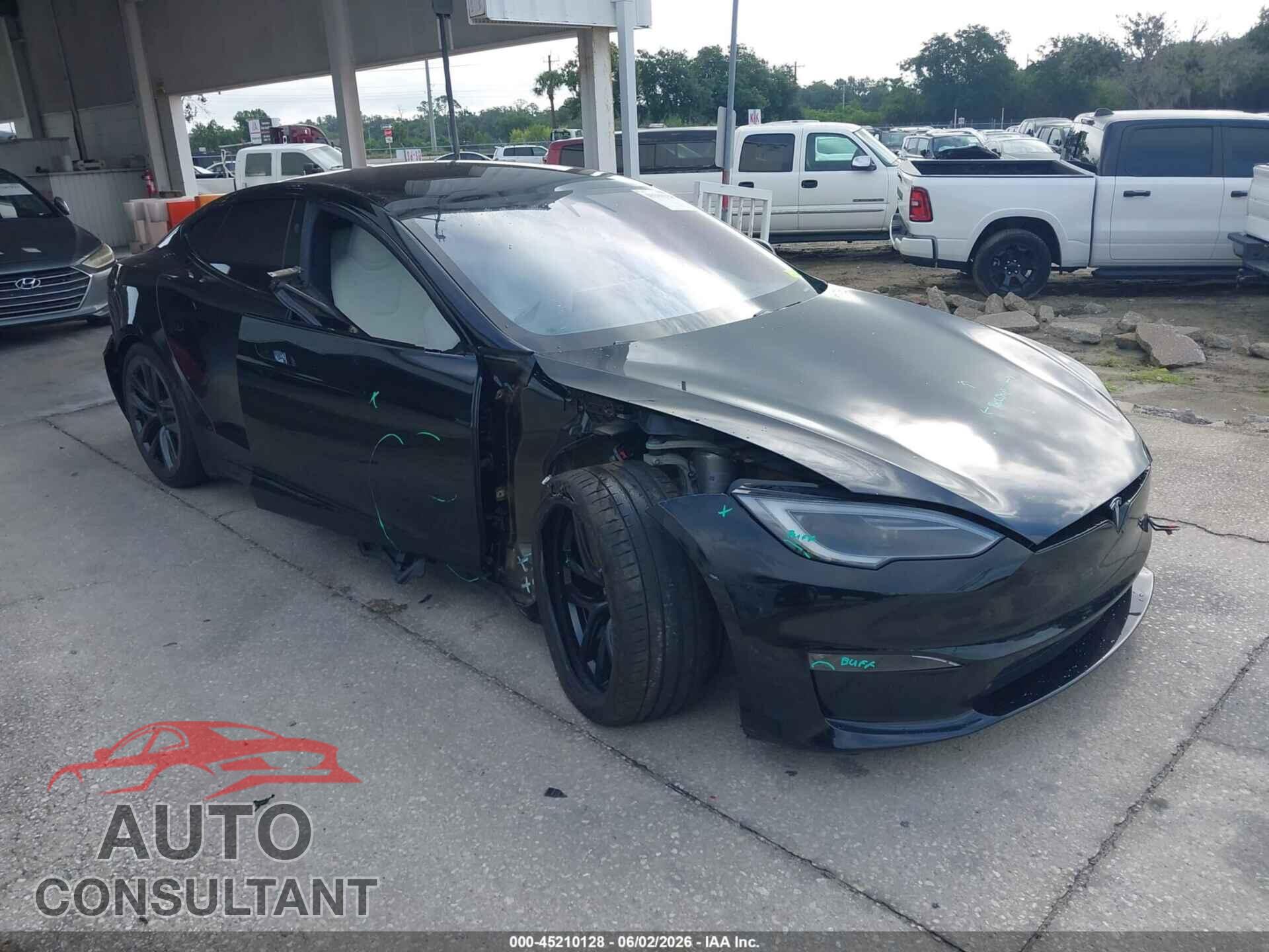 TESLA MODEL S 2022 - 5YJSA1E55NF487821