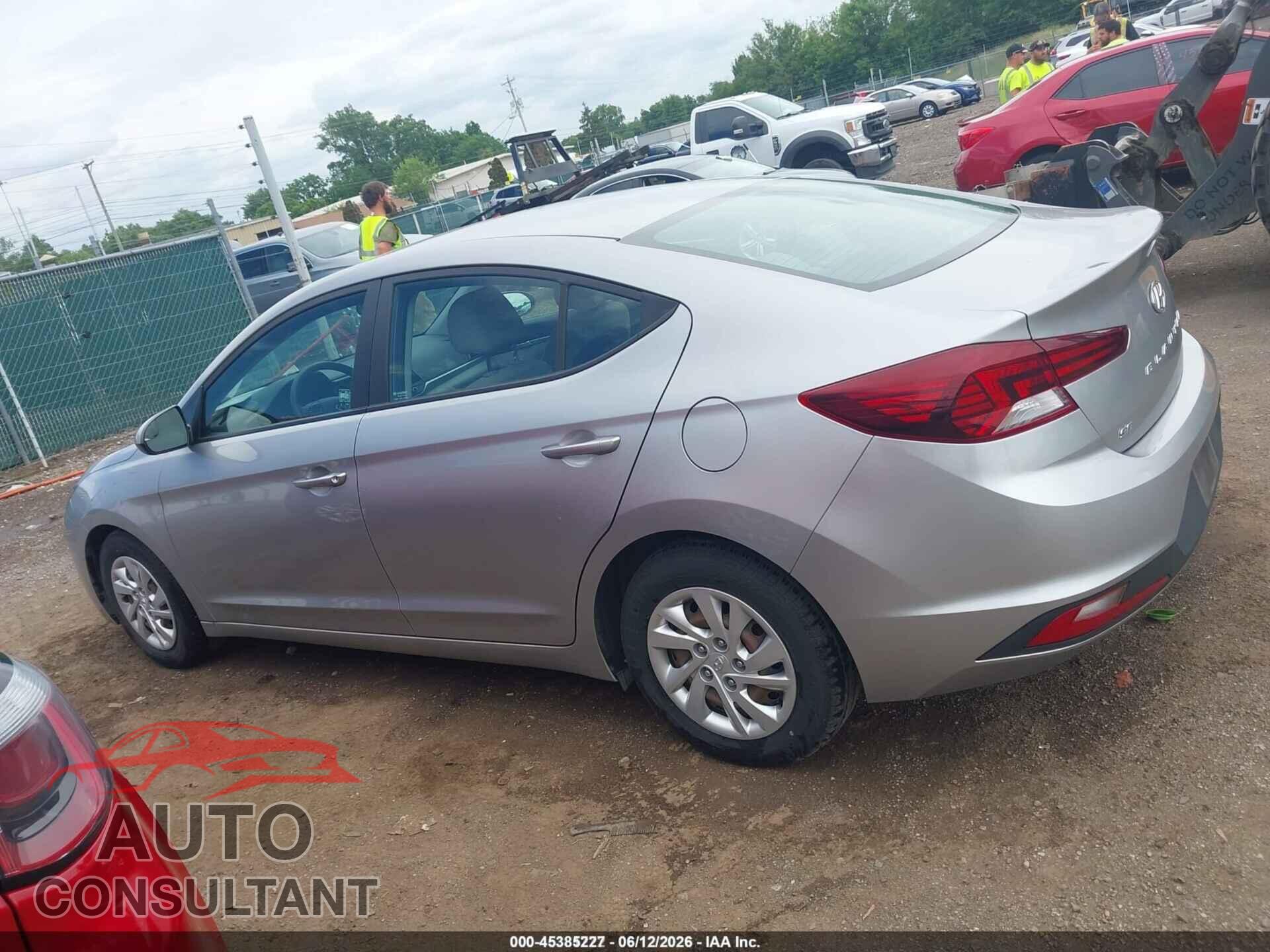 HYUNDAI ELANTRA 2020 - 5NPD74LF8LH602995