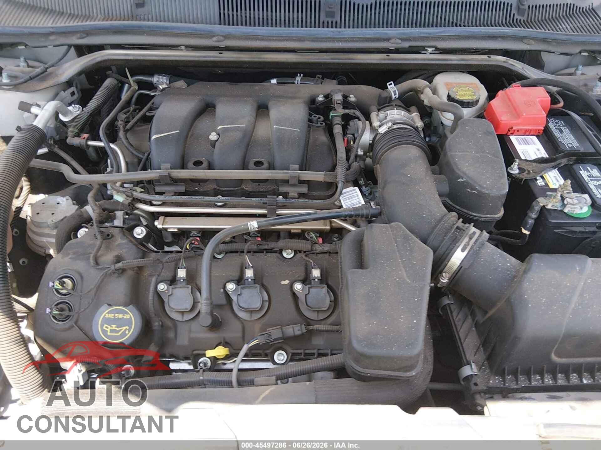 FORD TAURUS 2018 - 1FAHP2E83JG102450