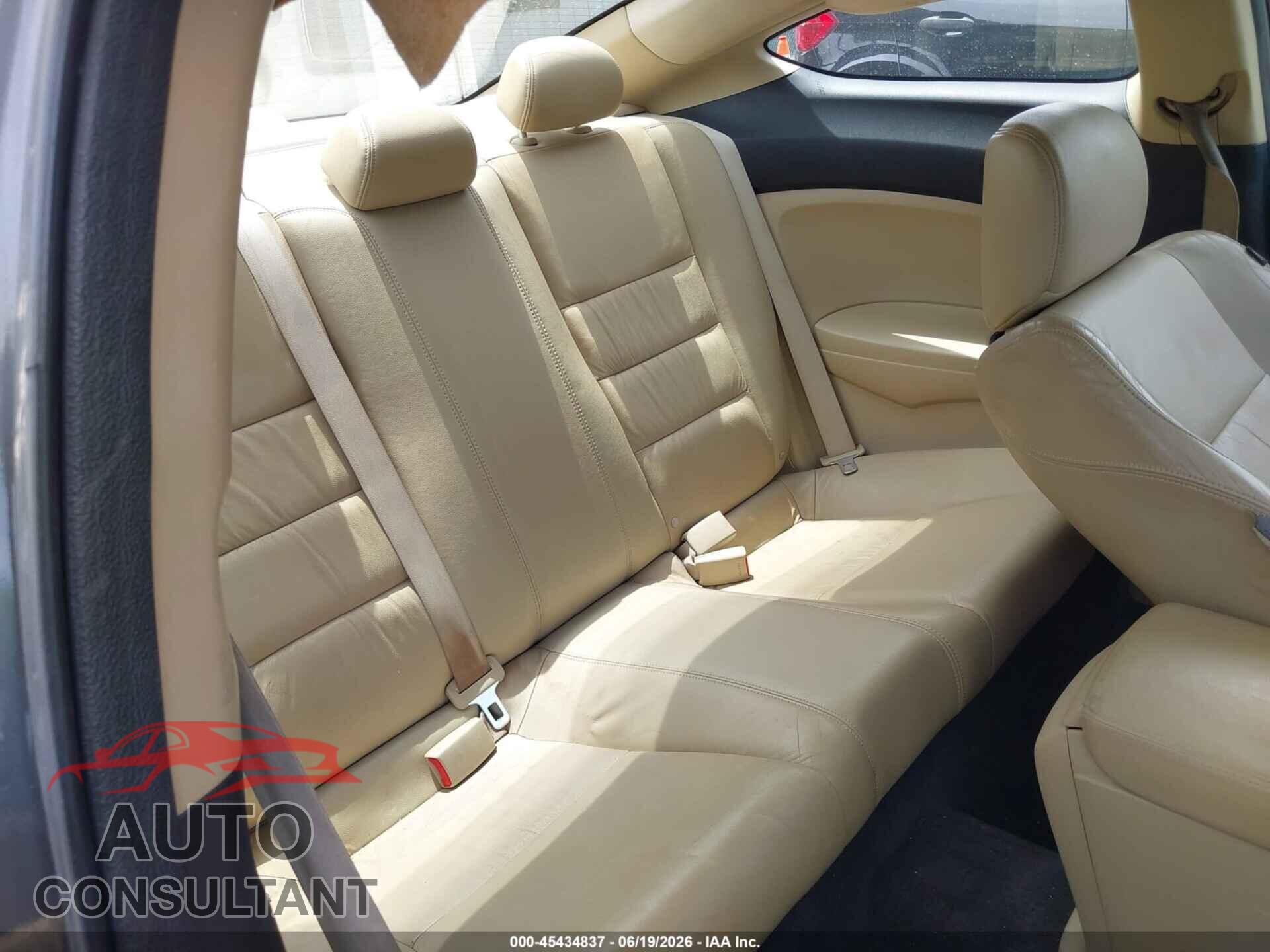 HONDA ACCORD 2010 - 1HGCS2B83AA004952