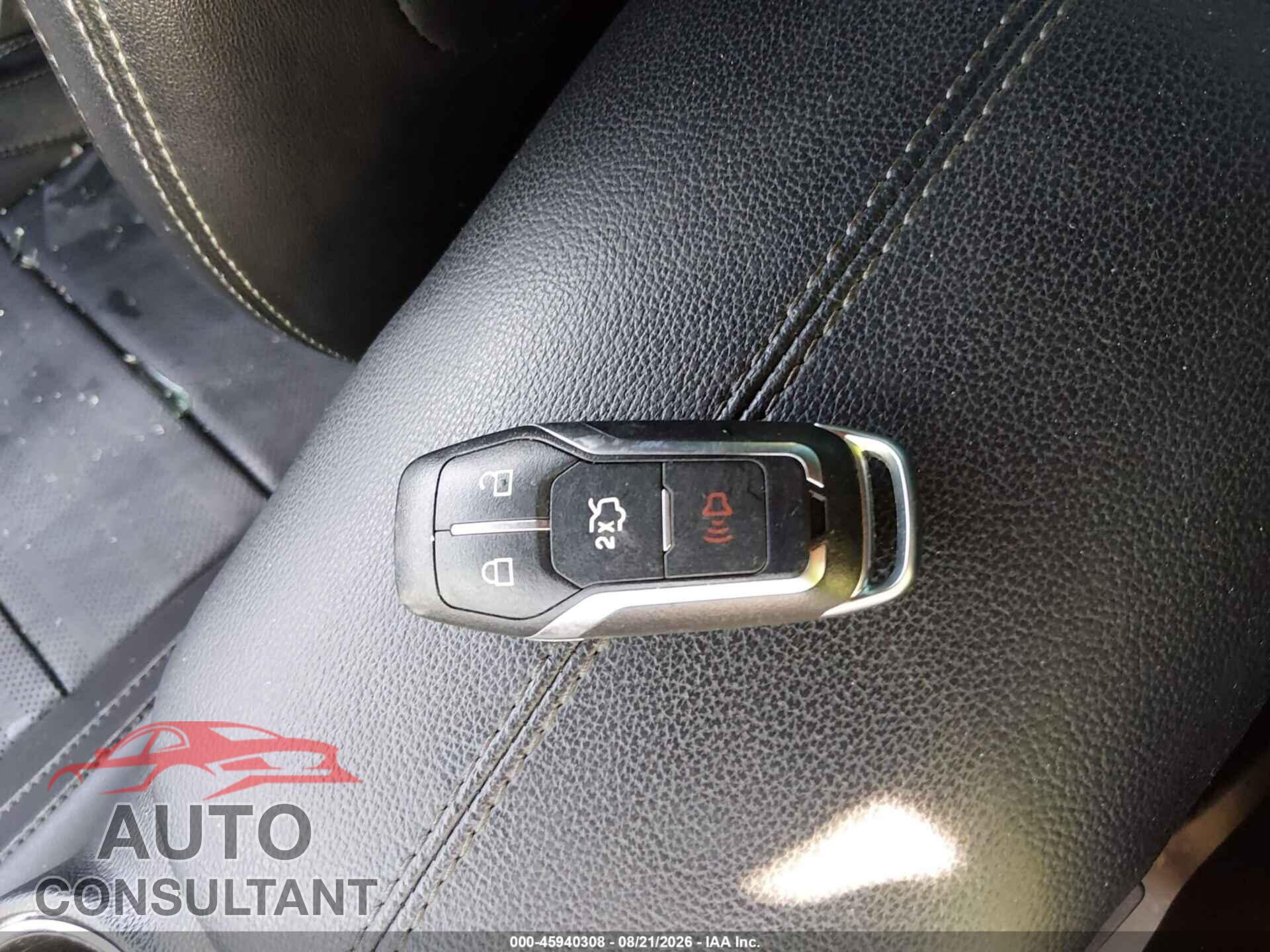FORD MUSTANG 2017 - 1FA6P8CF9H5280946