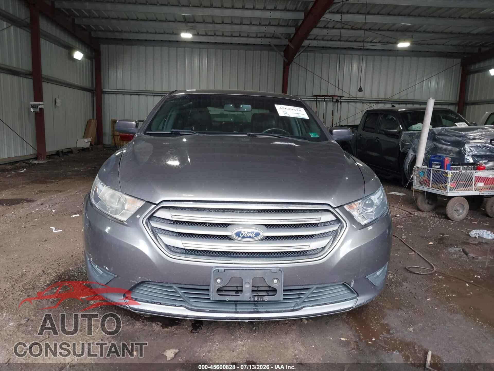 FORD TAURUS 2013 - 1FAHP2E88DG141183