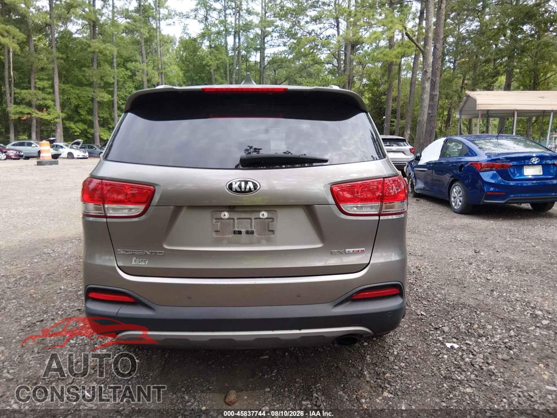 KIA SORENTO 2017 - 5XYPHDA17HG188902