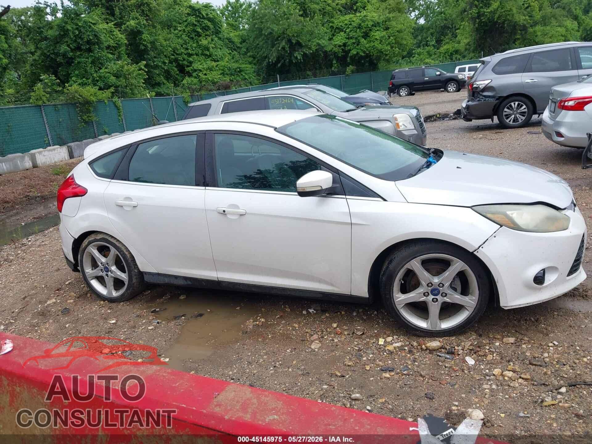 FORD FOCUS 2012 - 1FAHP3N21CL333875