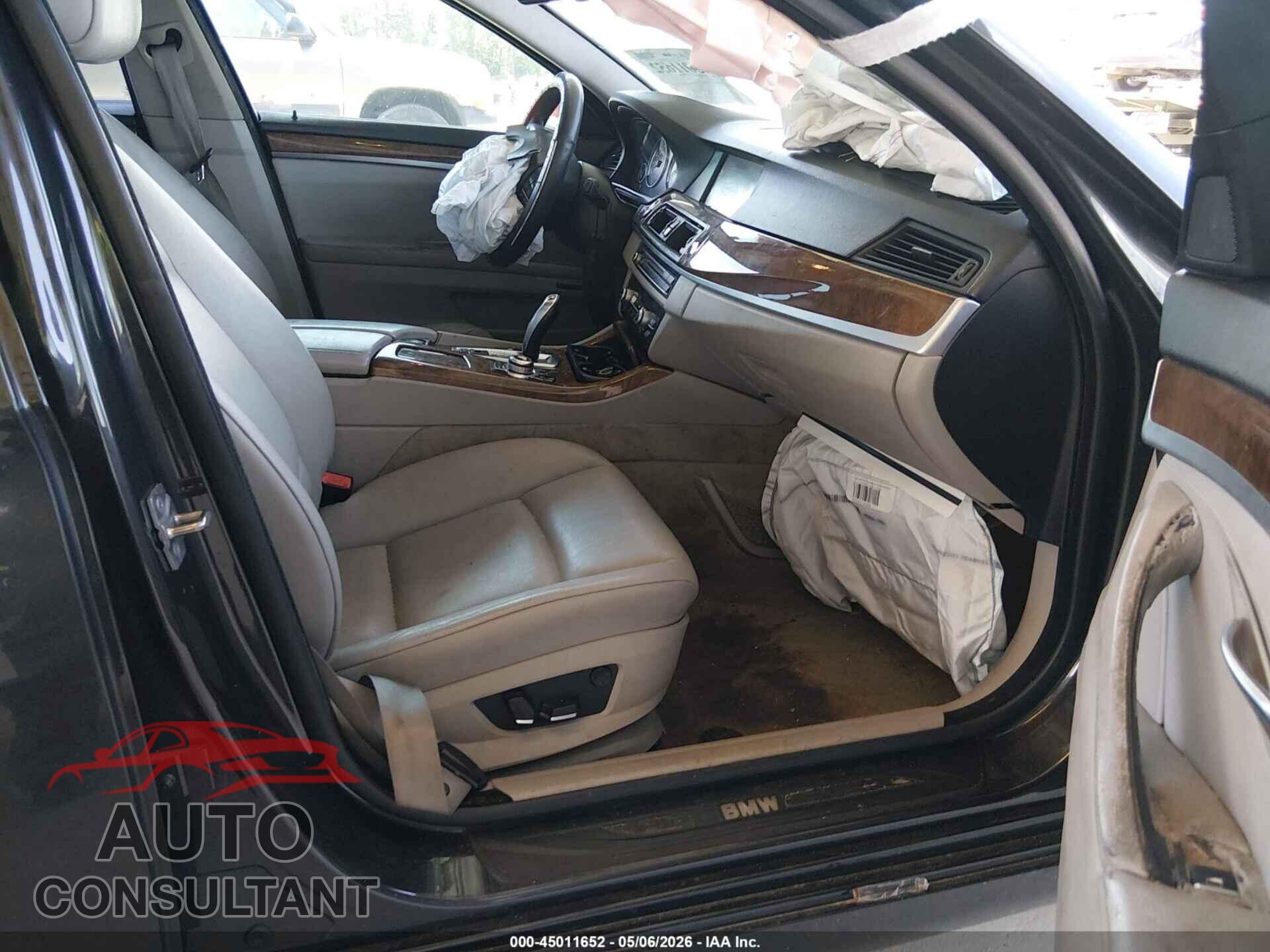 BMW 528I 2012 - WBAXG5C52CDW85367