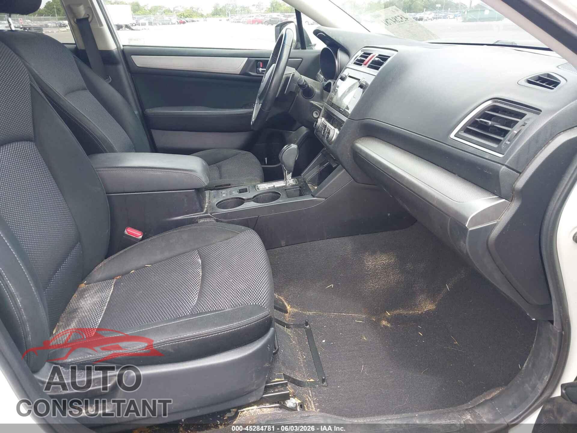 SUBARU OUTBACK 2017 - 4S4BSACCXH3269112