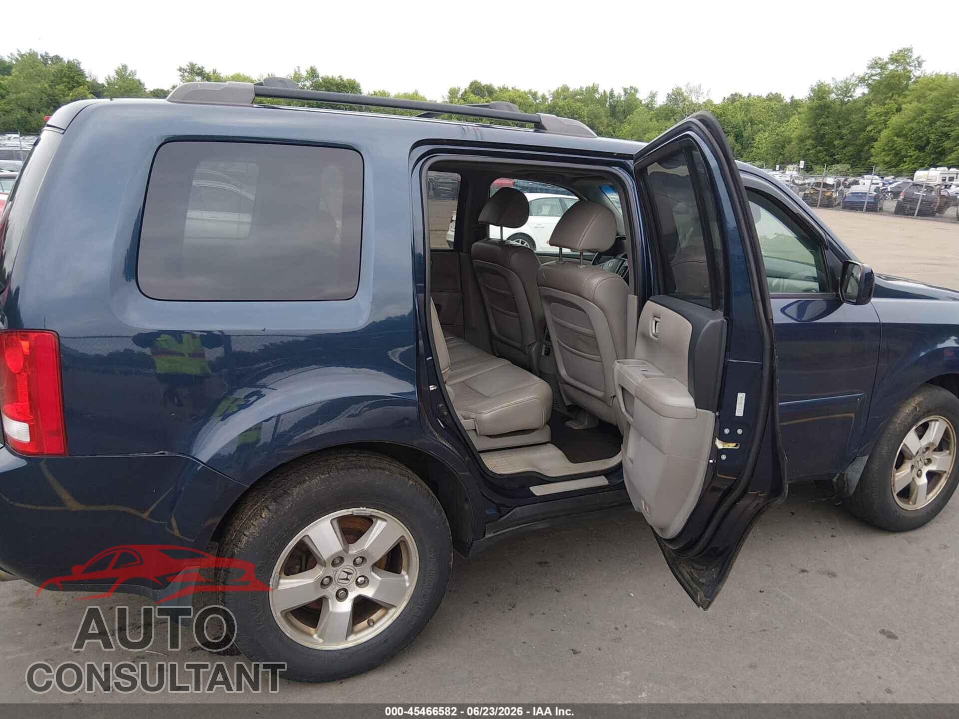 HONDA PILOT 2011 - 5FNYF4H7XBB048488