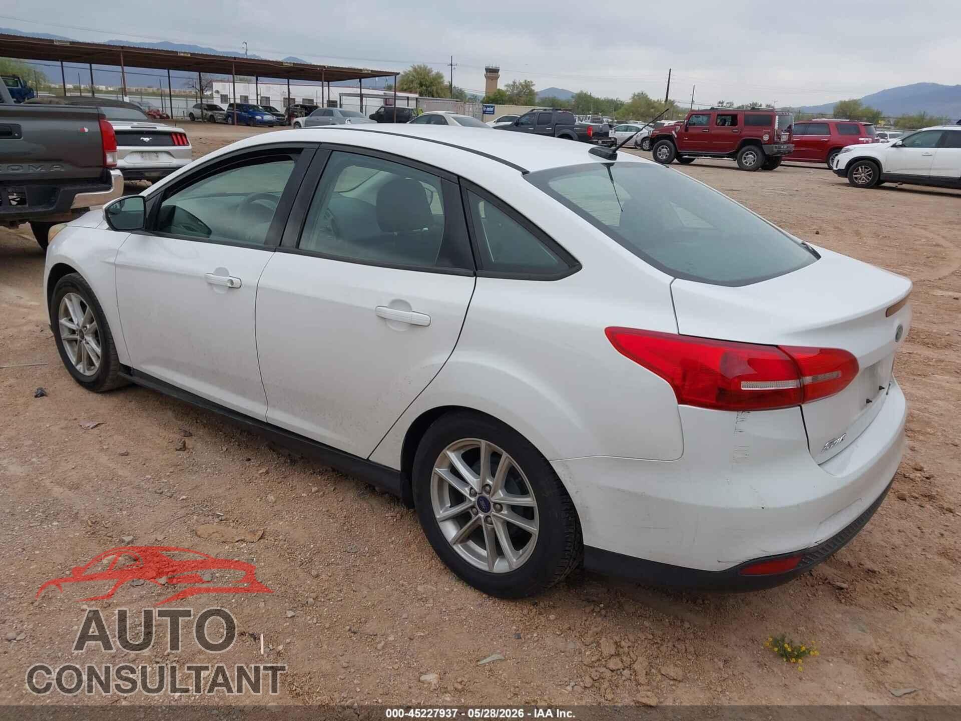 FORD FOCUS 2016 - 1FADP3F24GL346249