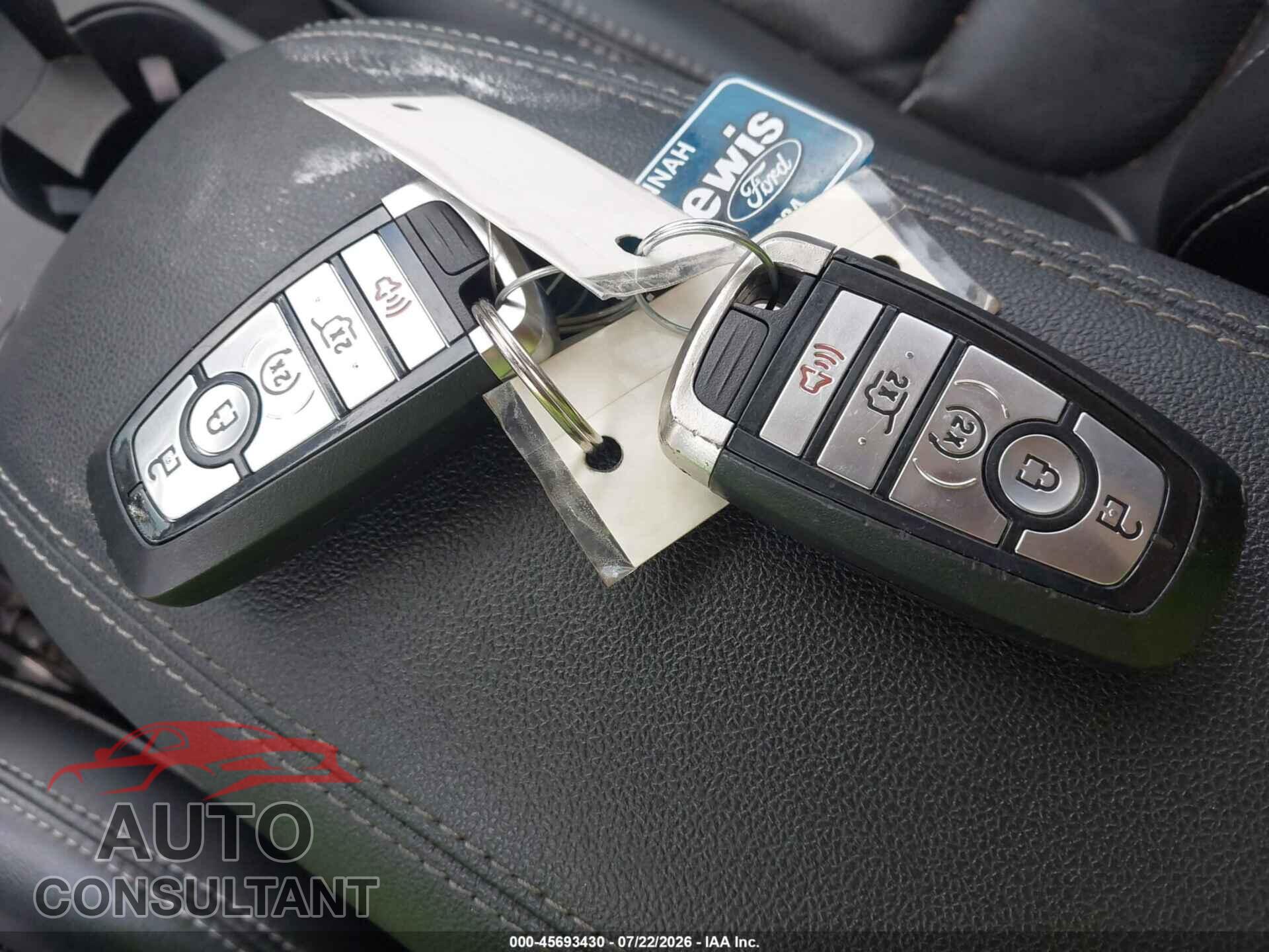 FORD ESCAPE 2020 - 1FMCU0H61LUA66933