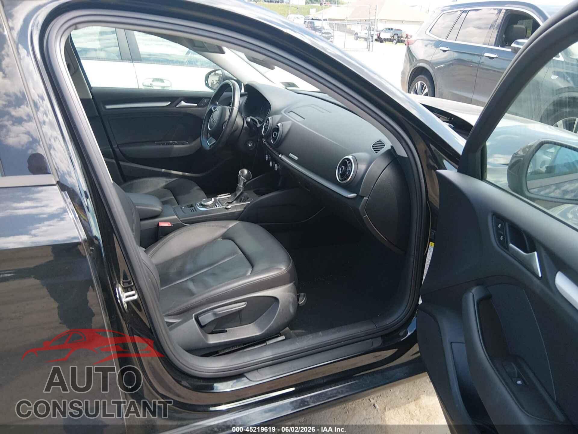 AUDI A3 2015 - WAUBFGFF0F1069444