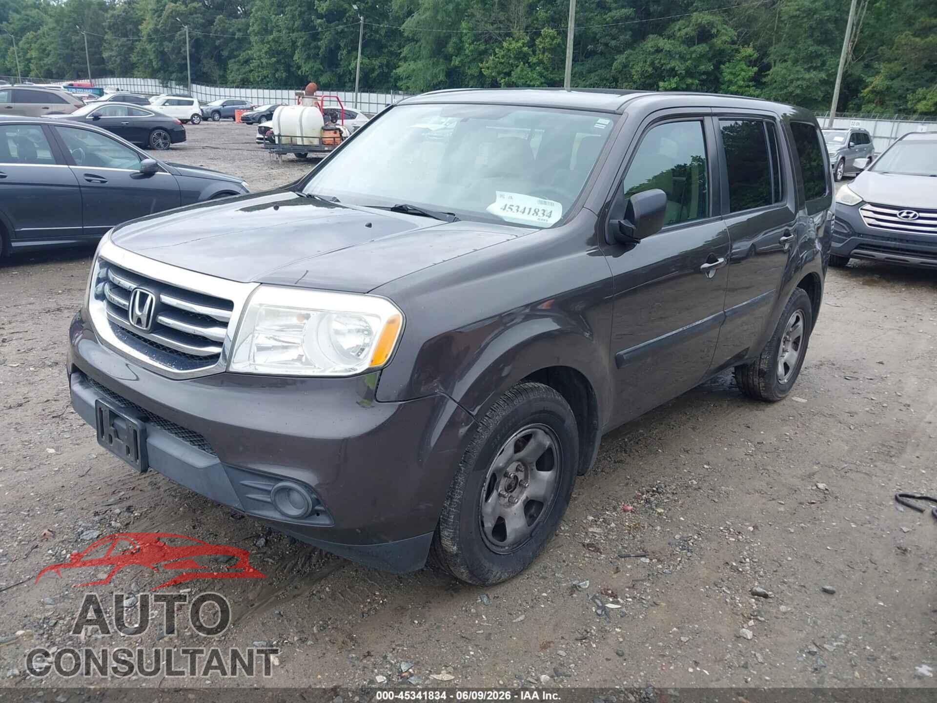 HONDA PILOT 2015 - 5FNYF4H27FB018018