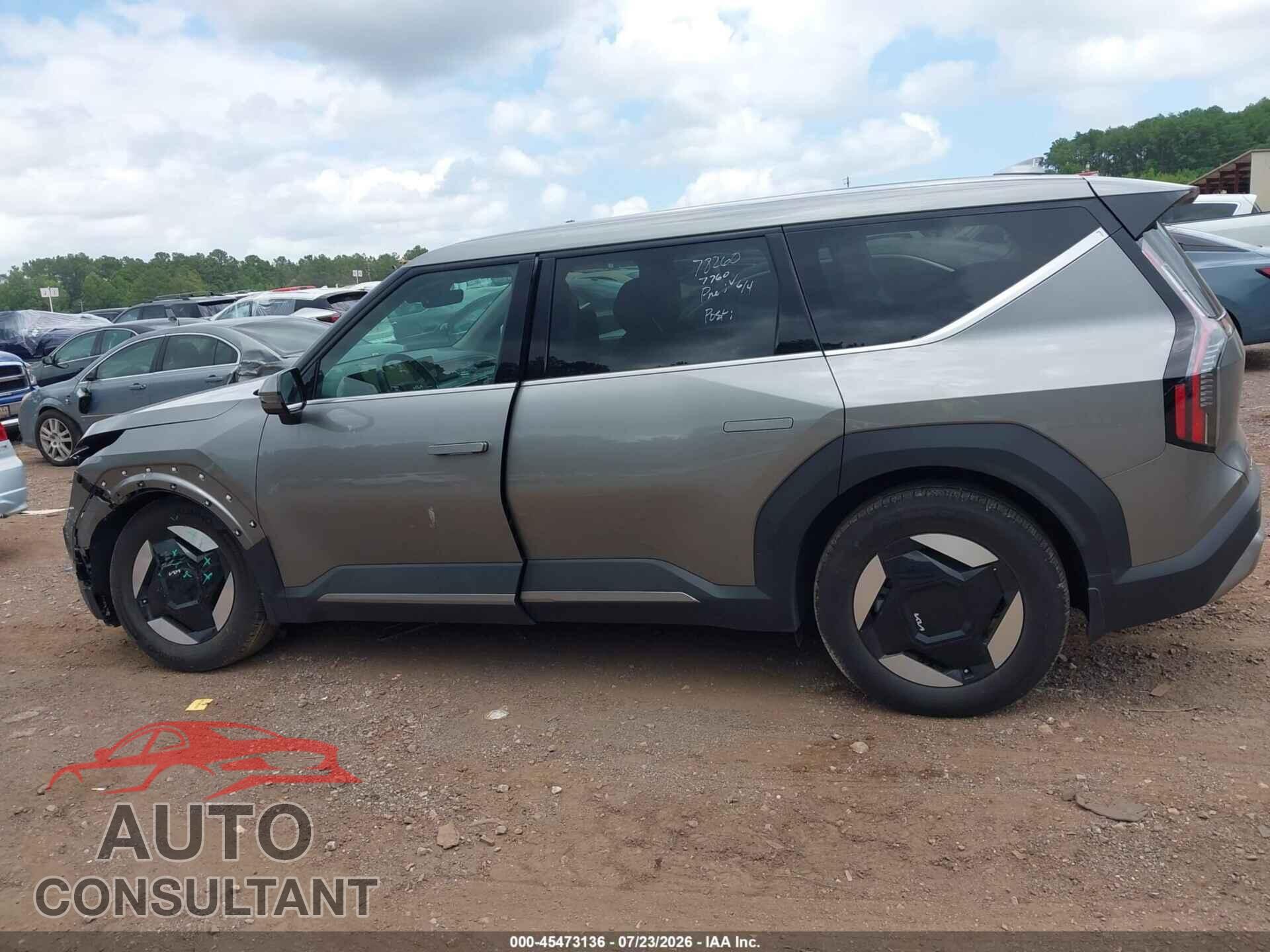 KIA EV9 2024 - KNDAB5S18R6032903