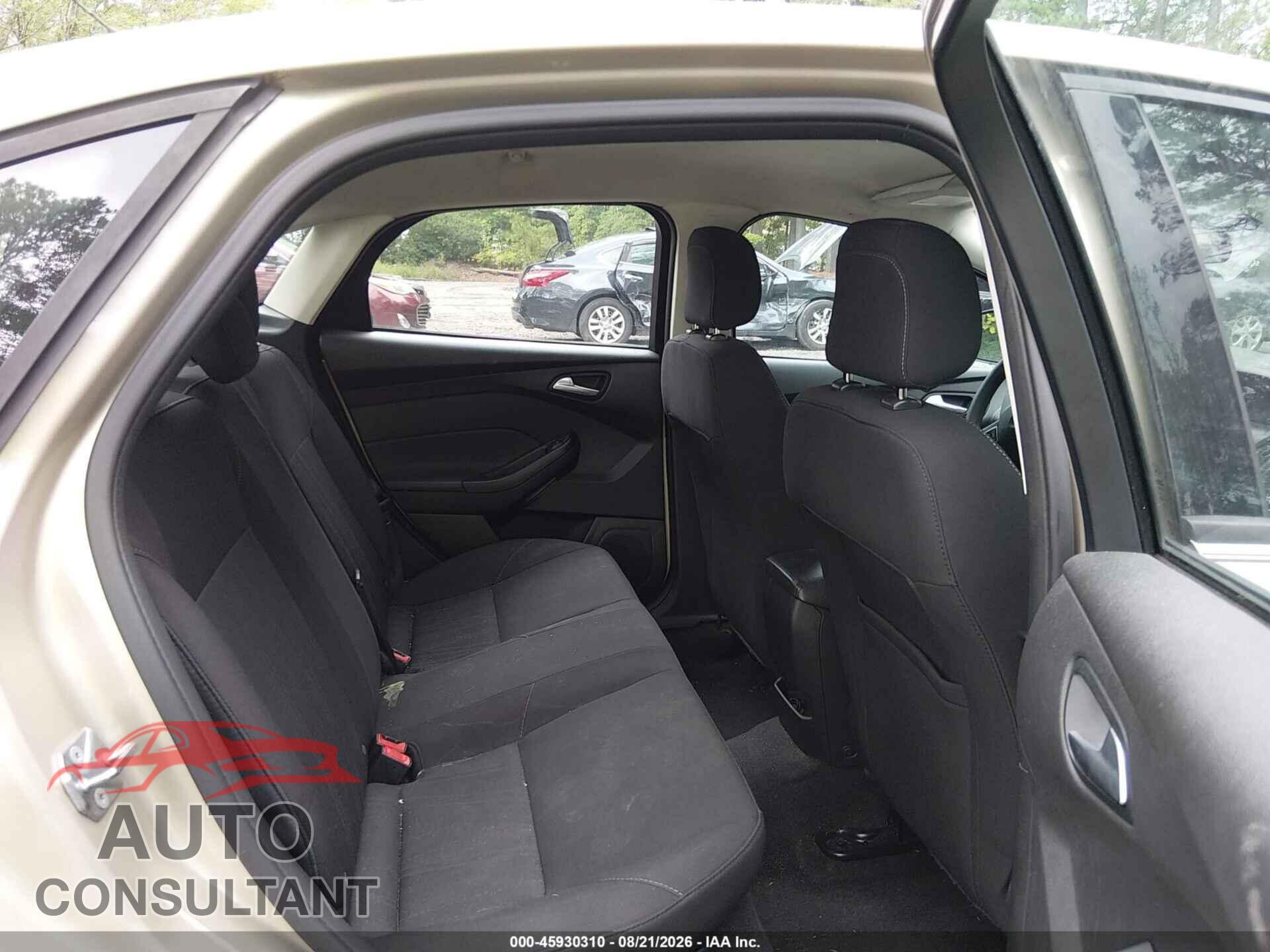 FORD FOCUS 2018 - 1FADP3FE1JL276064