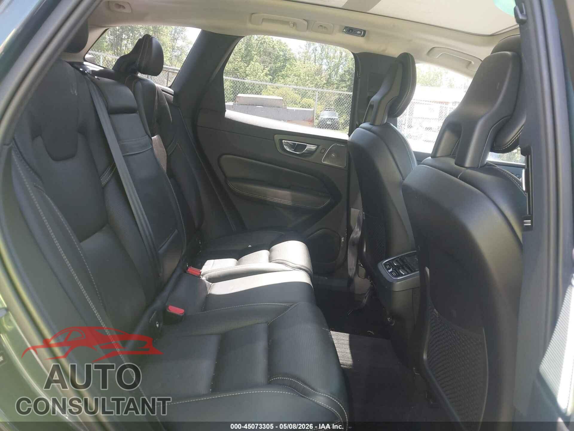 VOLVO XC60 2018 - YV4A22RL3J1046292