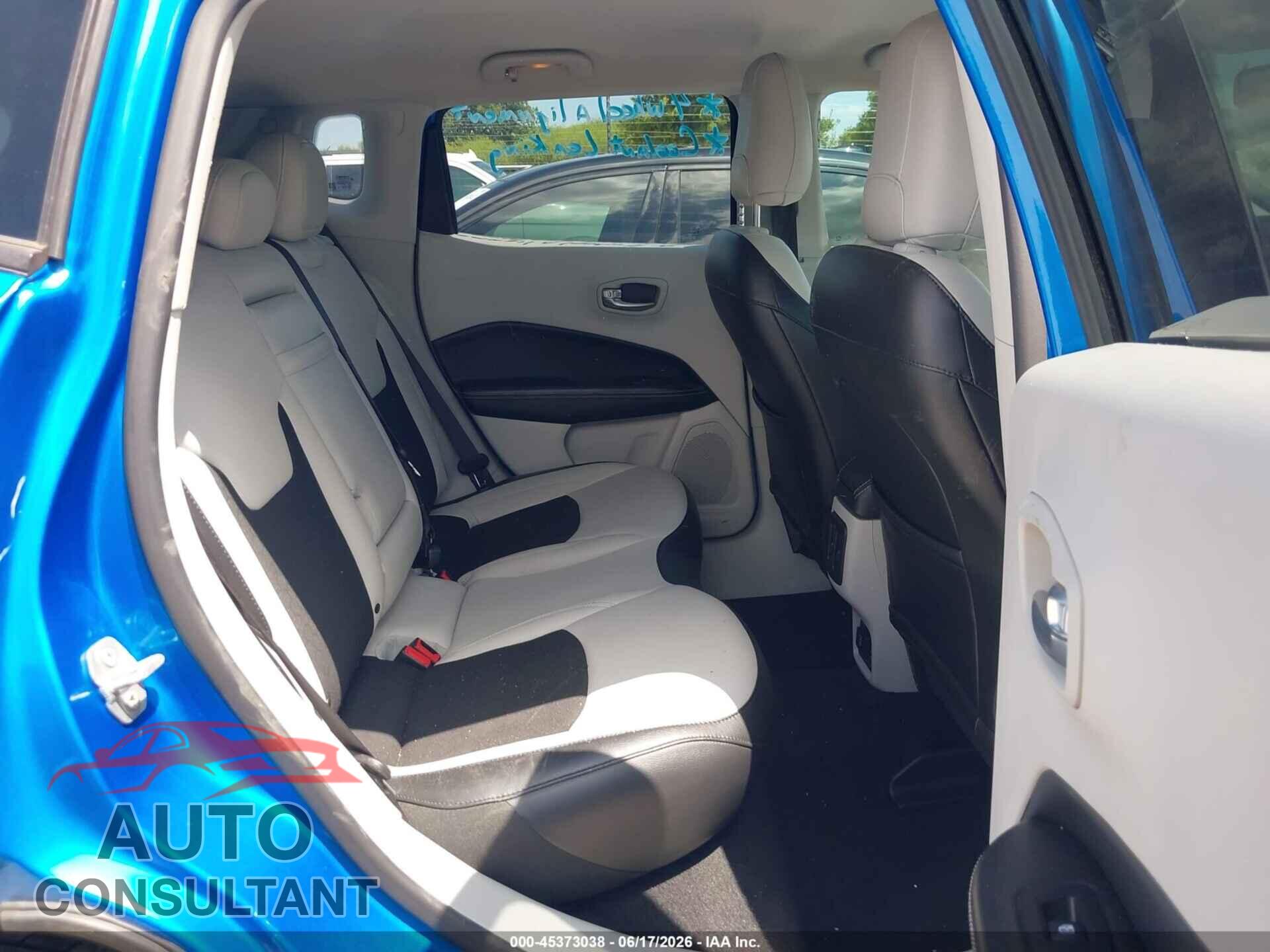 JEEP COMPASS 2019 - 3C4NJCBB5KT843944