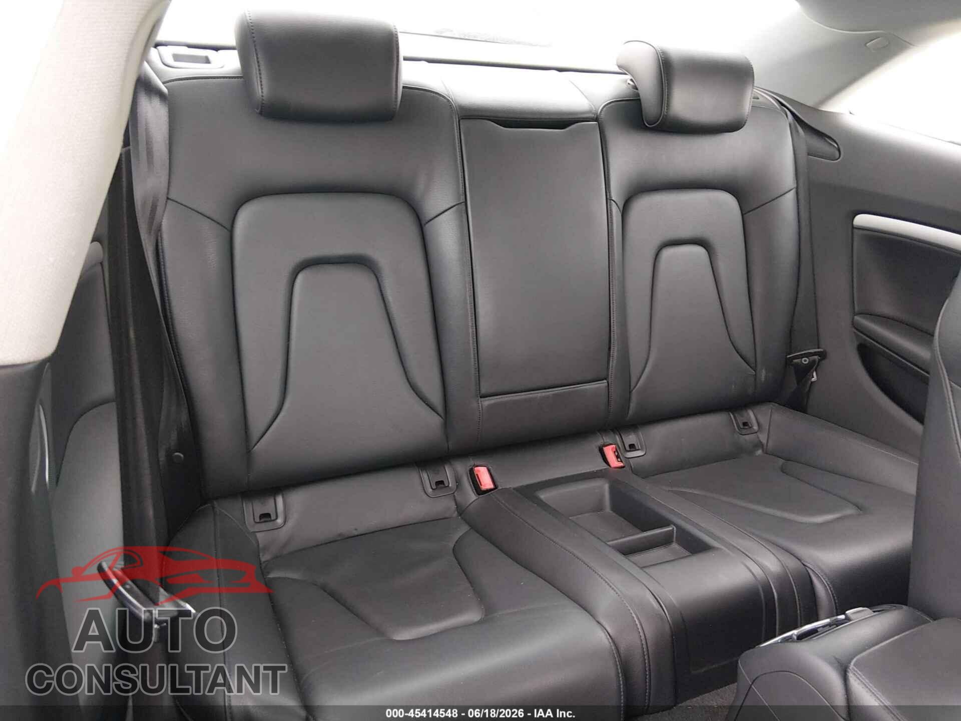AUDI A5 2011 - WAULFAFR8BA049853