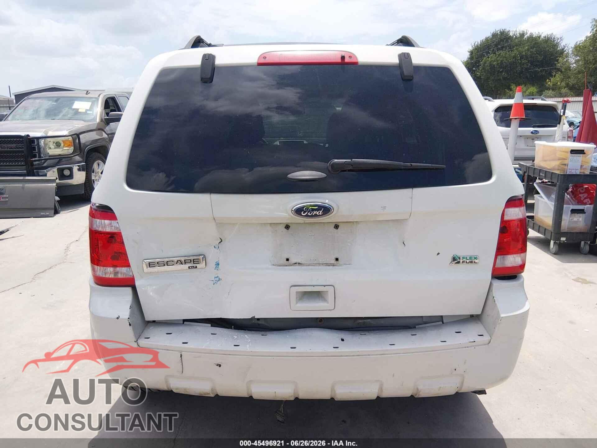 FORD ESCAPE 2011 - 1FMCU9DG8BKA73746