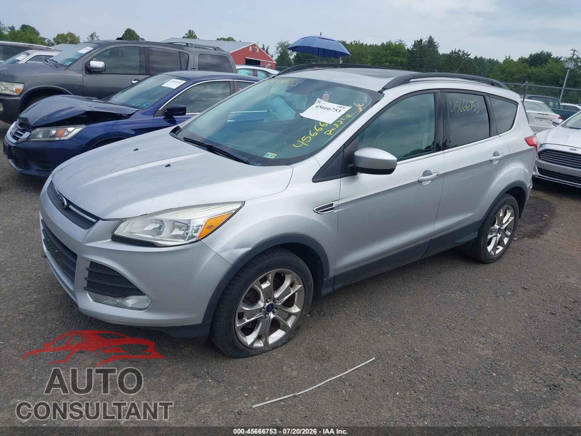 FORD ESCAPE 2015 - 1FMCU9G97FUB46211
